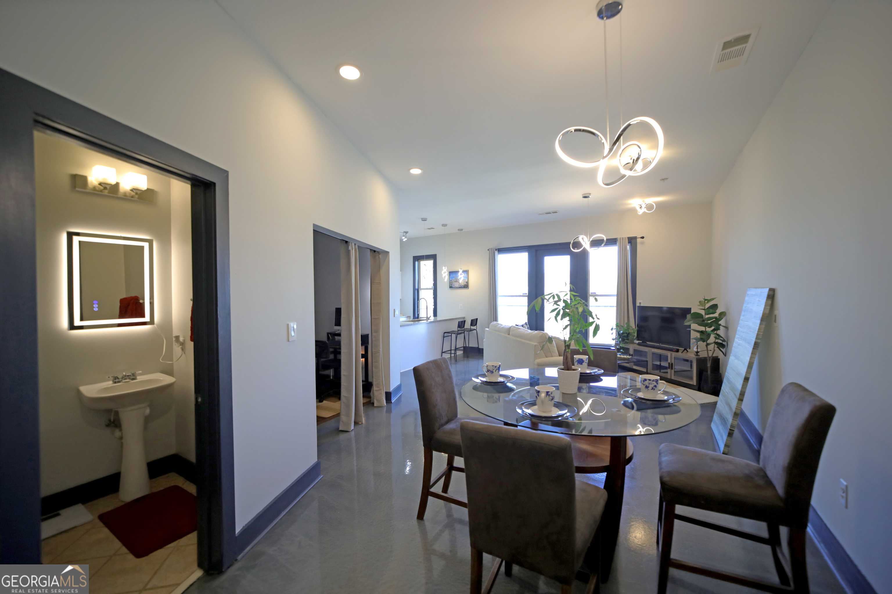 Atlanta, GA 30315,1195 Milton TER SE #1109