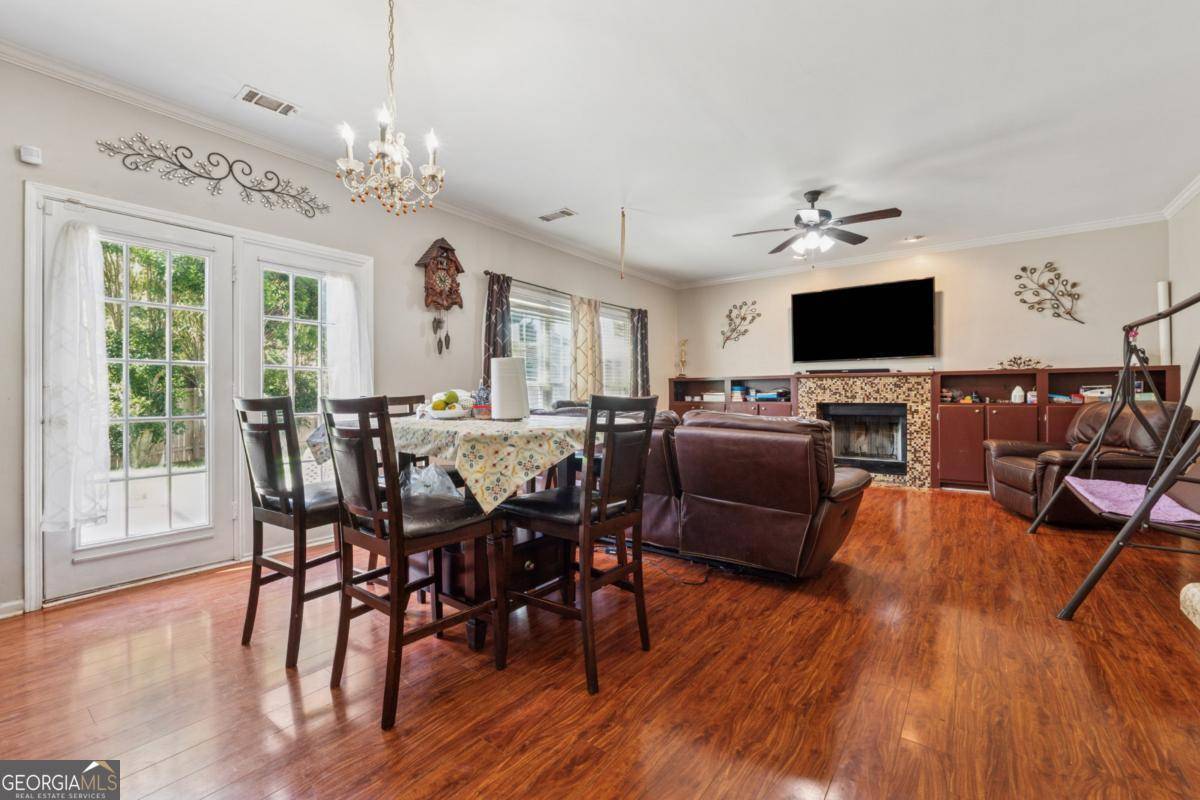 Lilburn, GA 30047,1093 Forest View LN SW