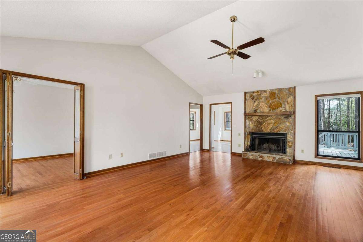 Kennesaw, GA 30144,3966 N Indian CIR NW