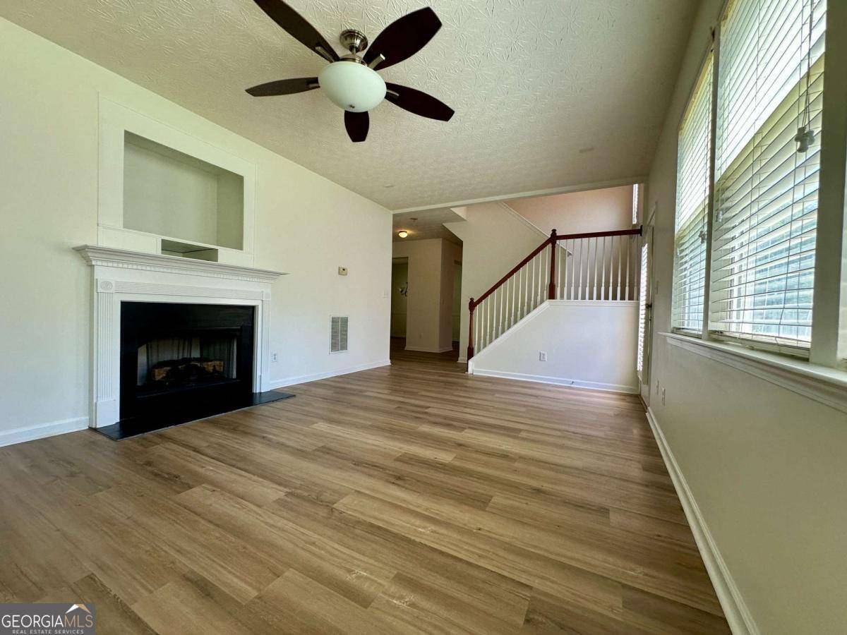 Austell, GA 30168,234 Silver Arrow CIR