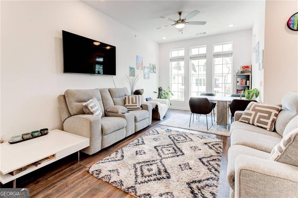 Alpharetta, GA 30009,197 Devore RD #607