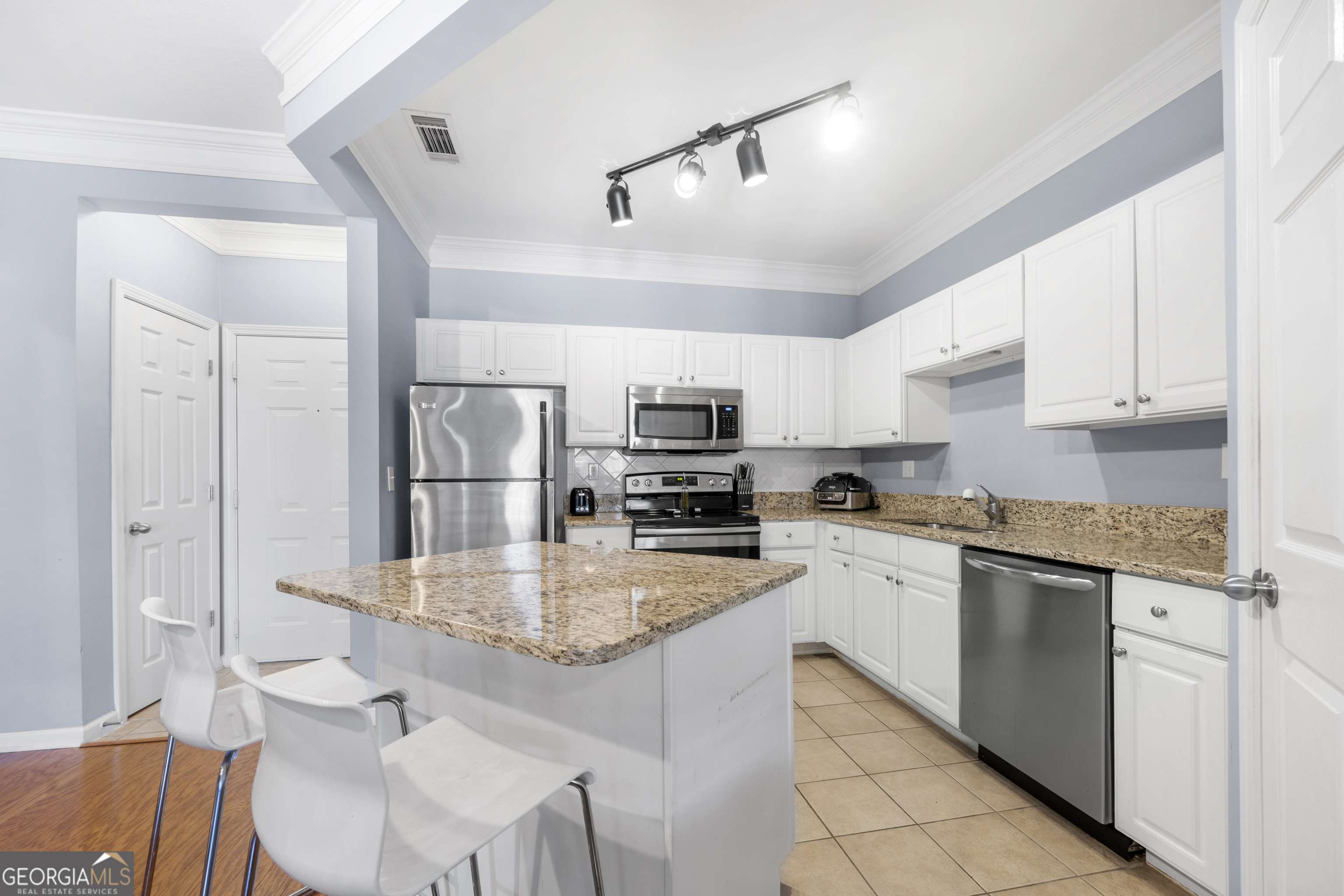 Dunwoody, GA 30338,1850 Cotillion DR