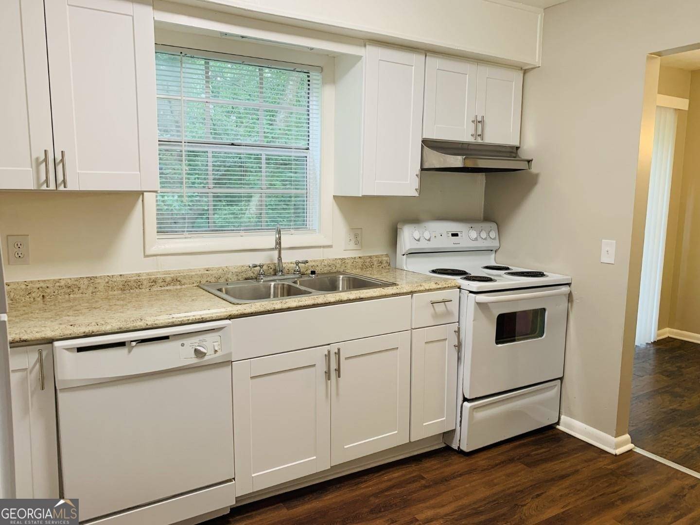 Conyers, GA 30012,1069 Laurel LN NW #B