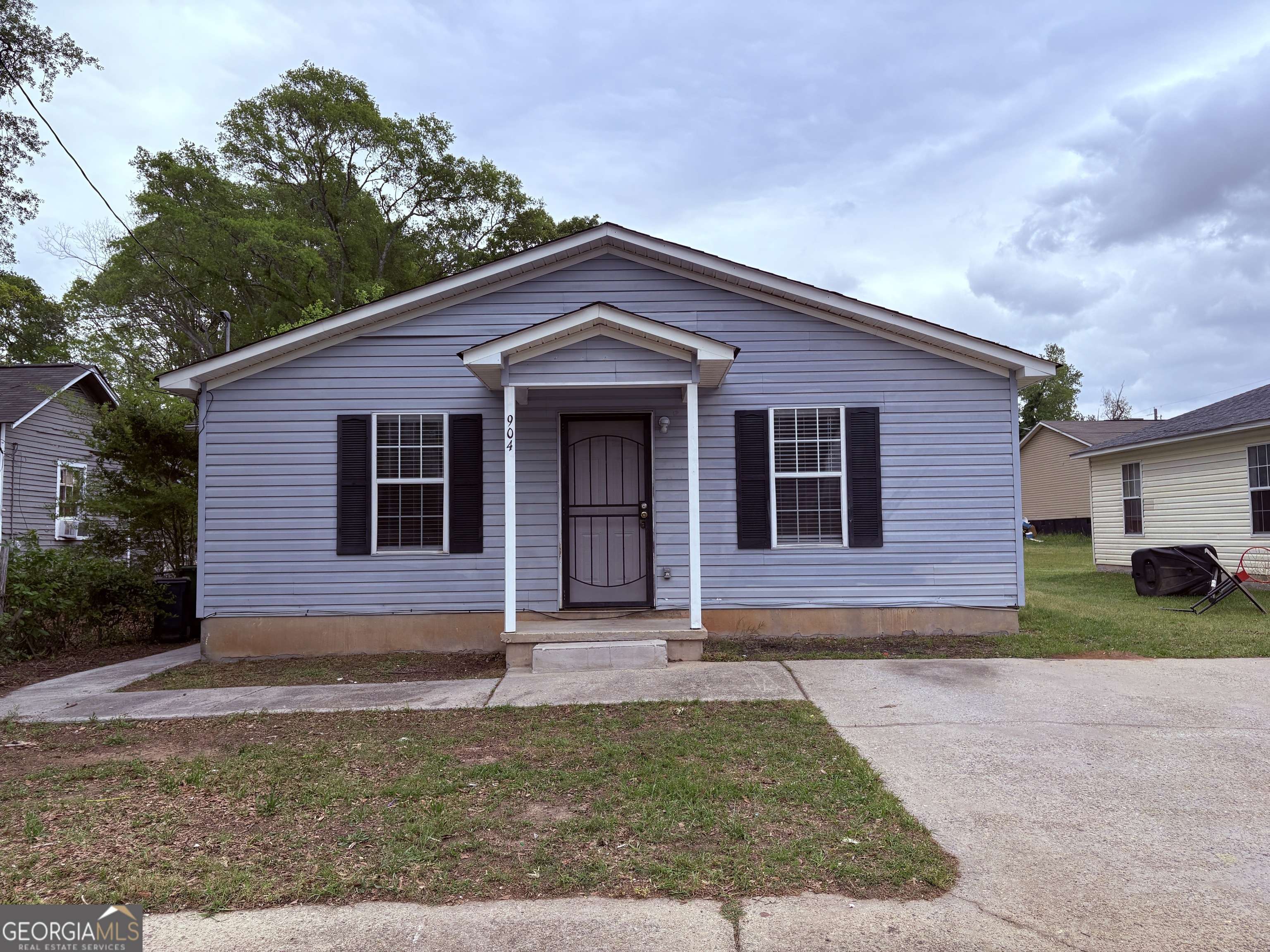 Griffin, GA 30223,904 N 9th ST