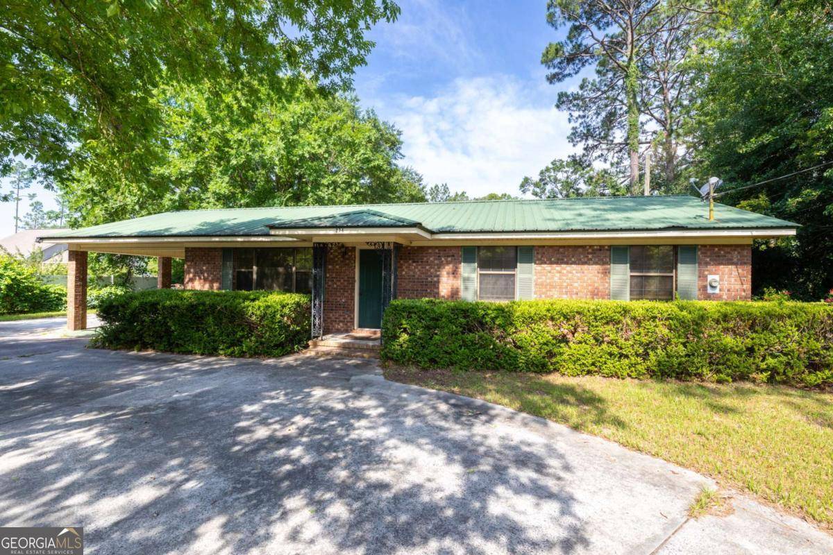 Waycross, GA 31503,274 S Anita ST