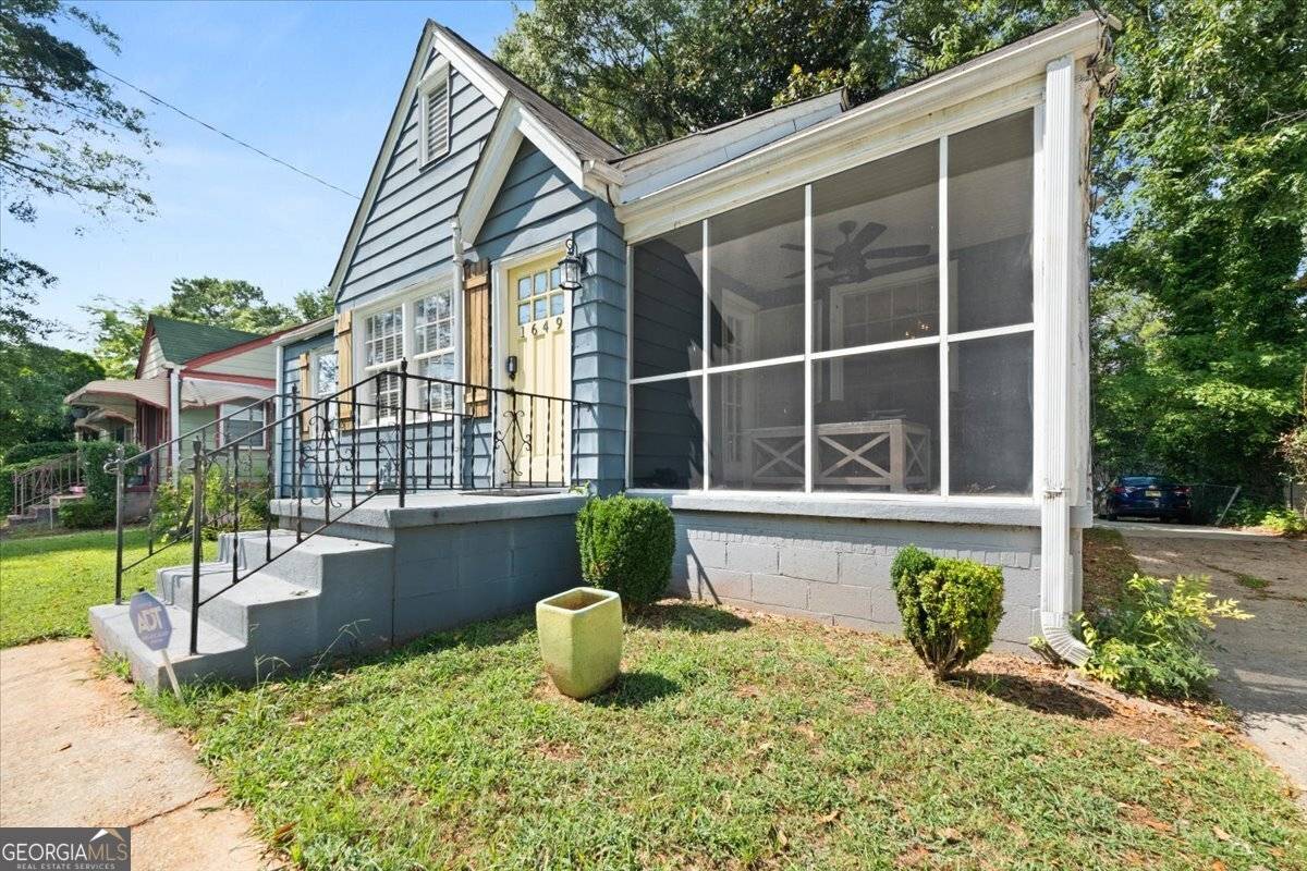 Atlanta, GA 30310,1649 Beecher ST SW