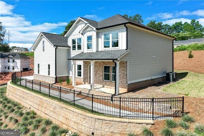 Gainesville, GA 30501,1226 Bloomsbury LN