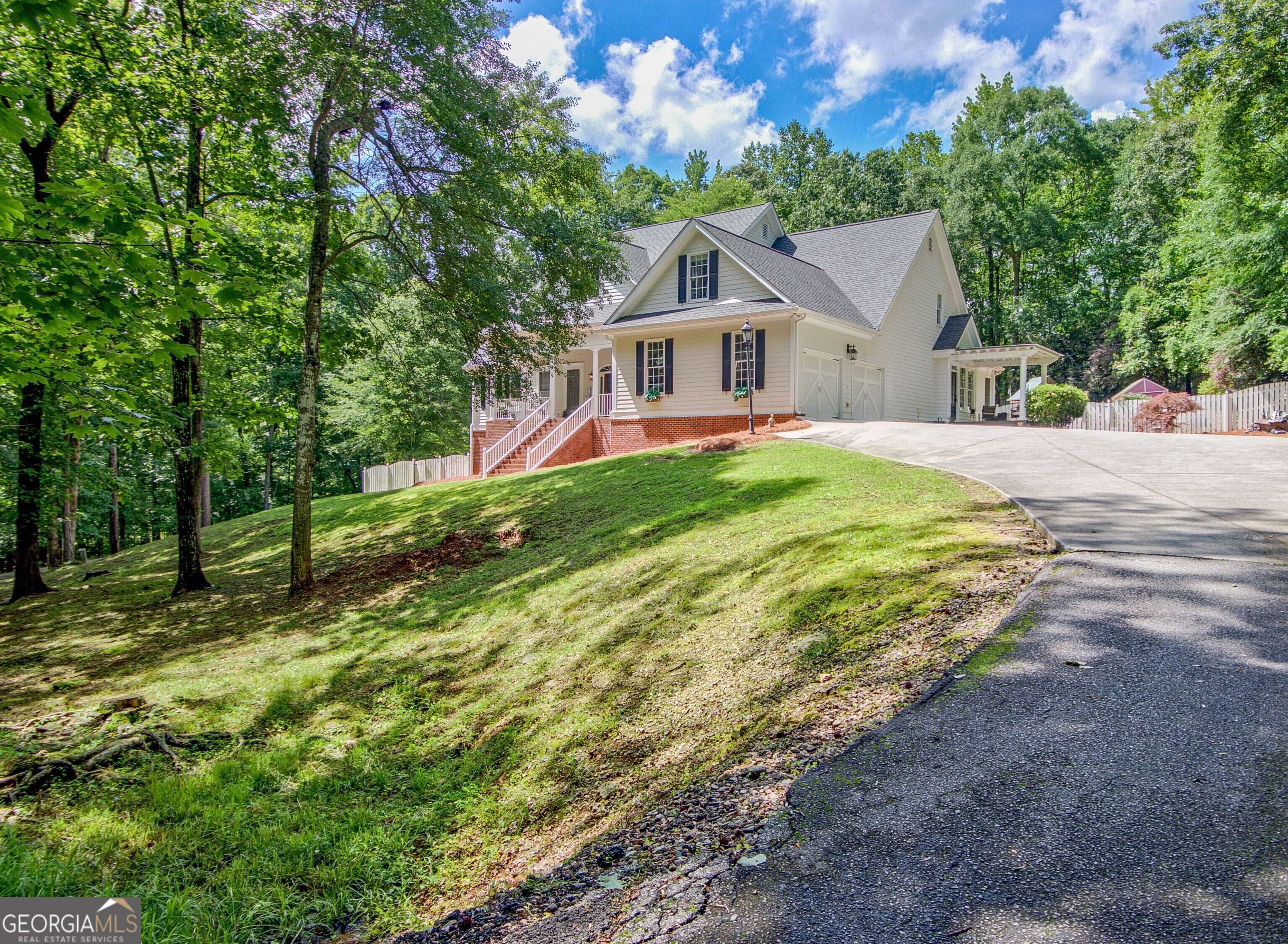 Fayetteville, GA 30215,305 Postwood DR