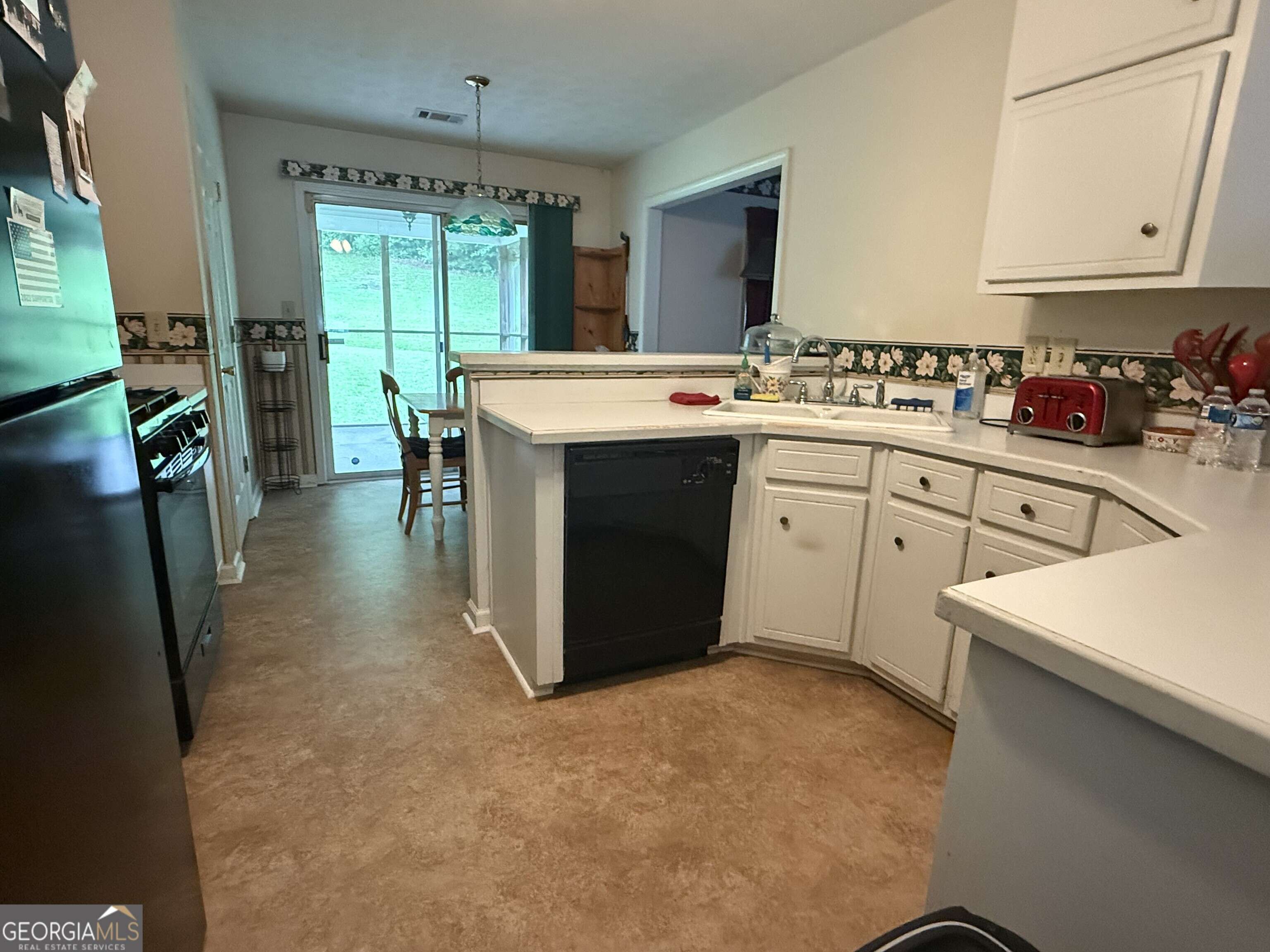 Stockbridge, GA 30281,650 Flippen RD