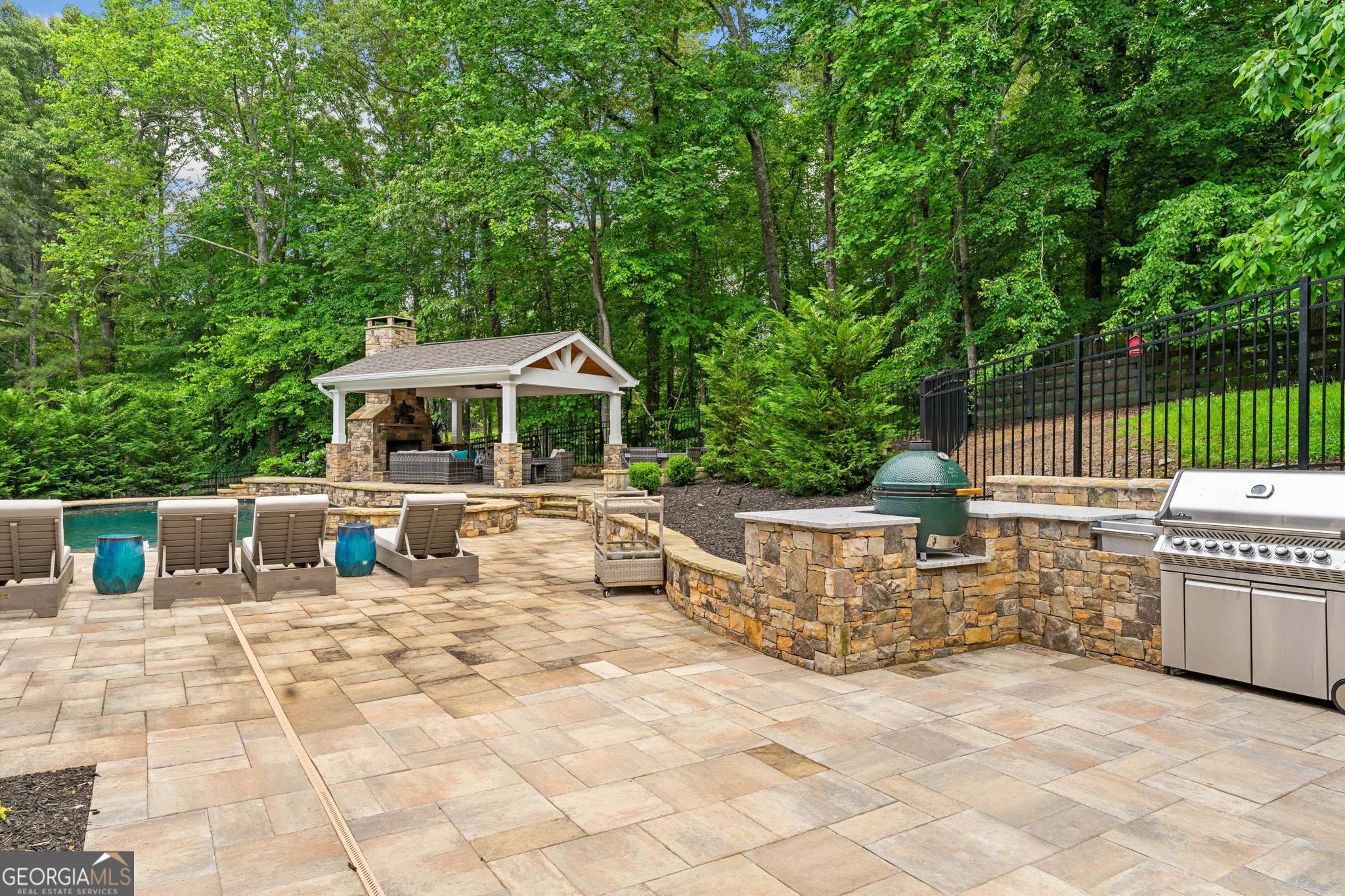 Canton, GA 30115,325 Edwards Brook LN