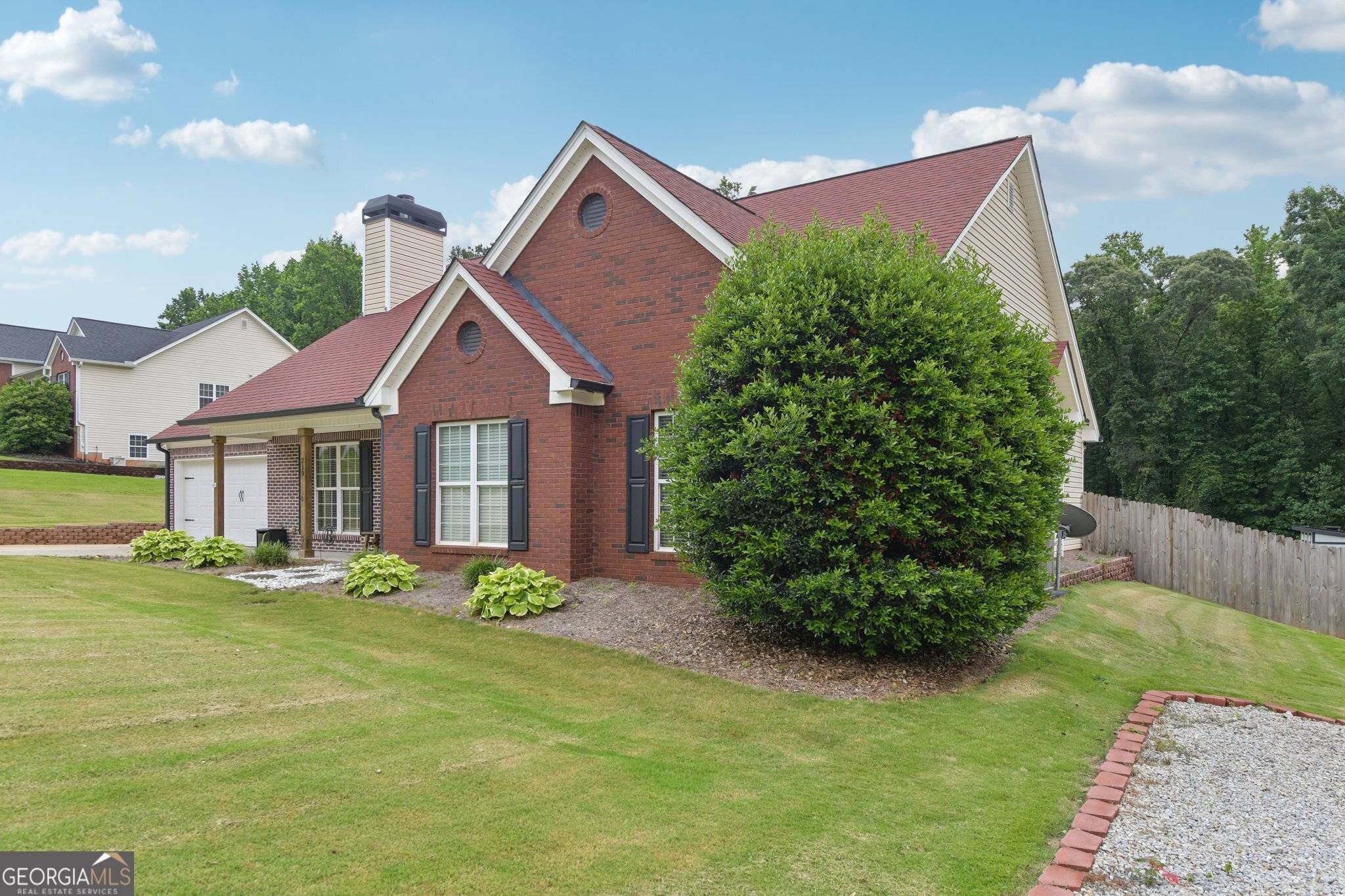 Jefferson, GA 30549,219 Summit Chase DR
