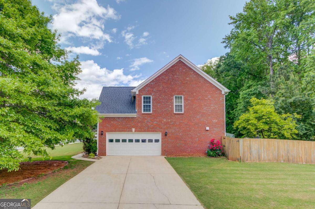 Lawrenceville, GA 30043,1657 Hampton Woods WAY