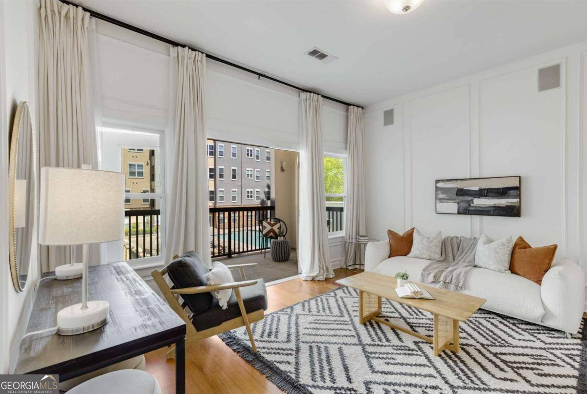 Atlanta, GA 30307,870 Inman Village Pkwy NE #305