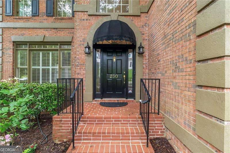 Alpharetta, GA 30005,230 Leaf Court