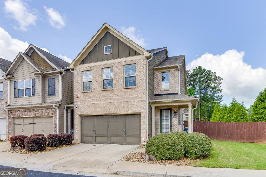Lawrenceville, GA 30044,944 Spicy Oak DR