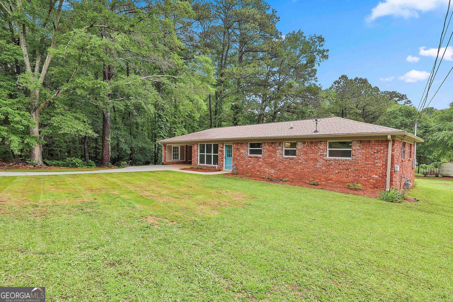 Fairburn, GA 30213,191 Pine ST NE