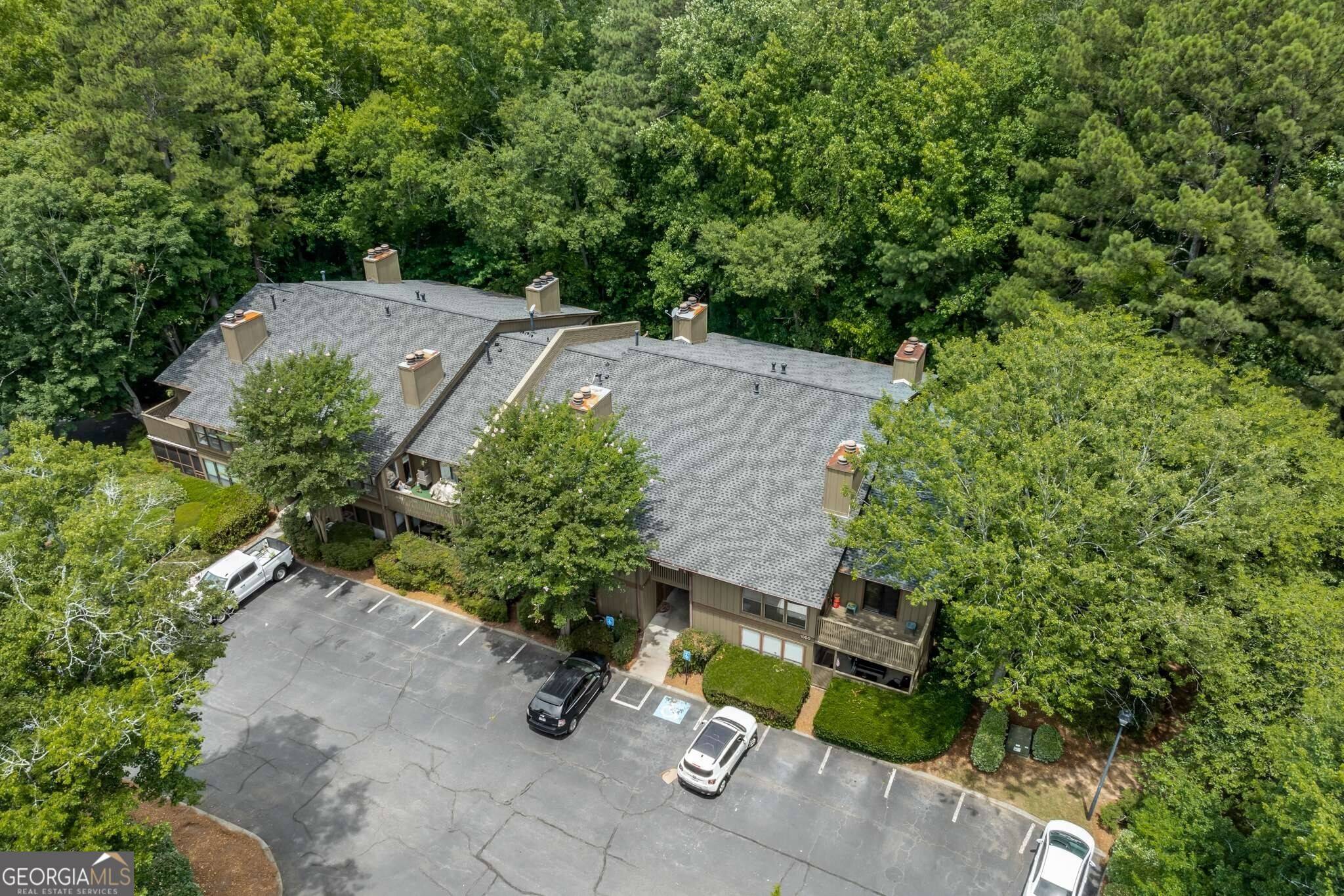 Atlanta, GA 30338,1017 Dunbar DR