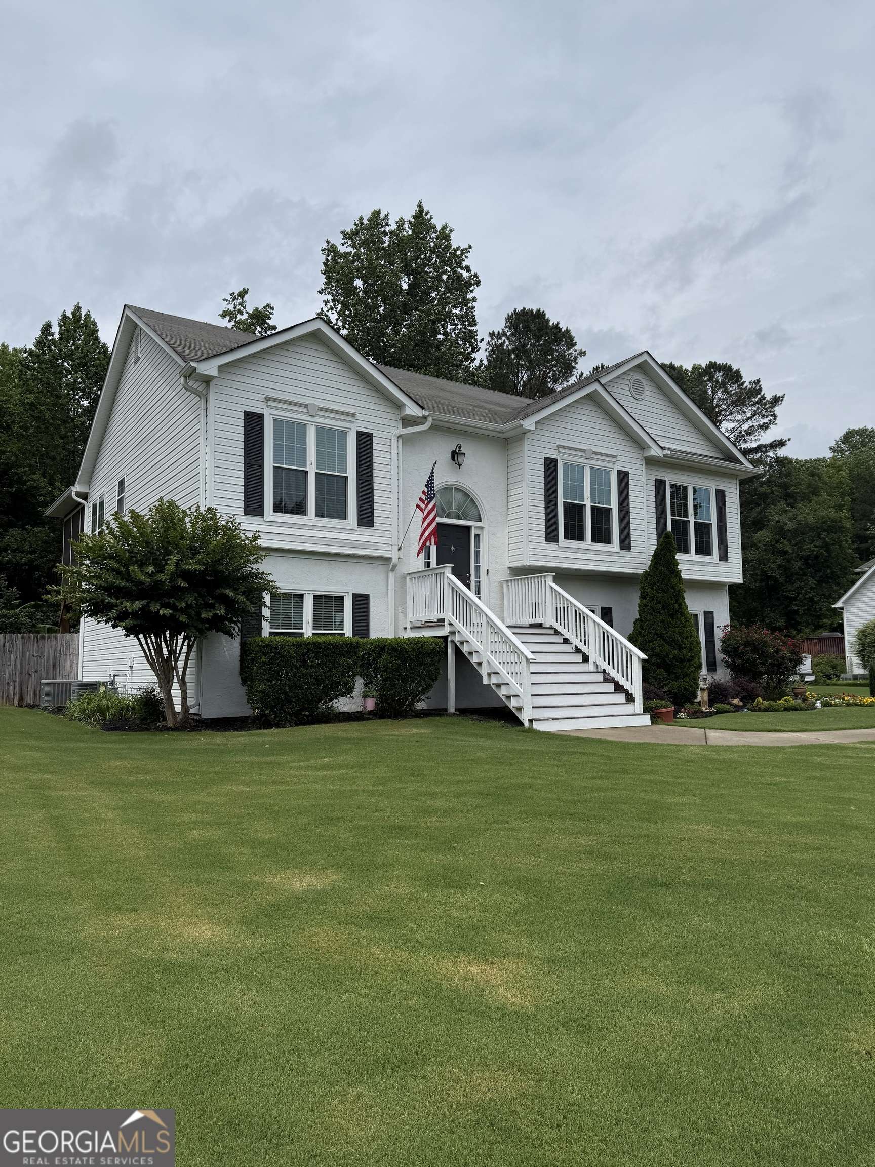 Newnan, GA 30265,60 Buck TRL