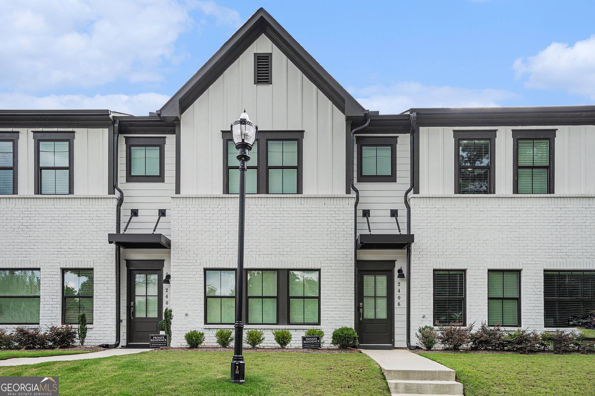 Atlanta, GA 30316,2406 Lakeshore LN