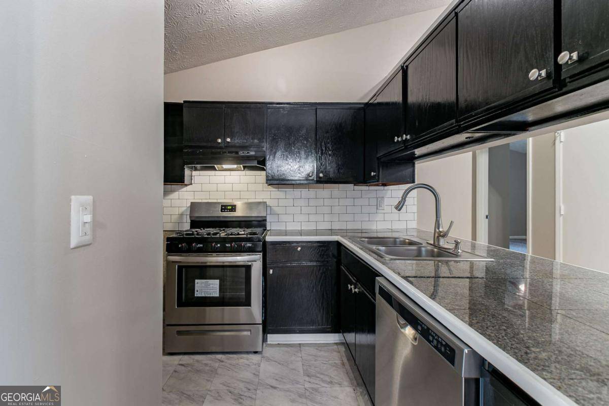 Snellville, GA 30039,2654 Laurel View DR