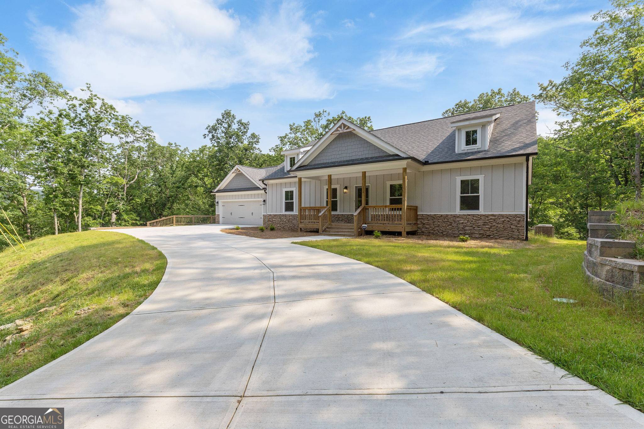 Waleska, GA 30183,114 Washington Oak CT