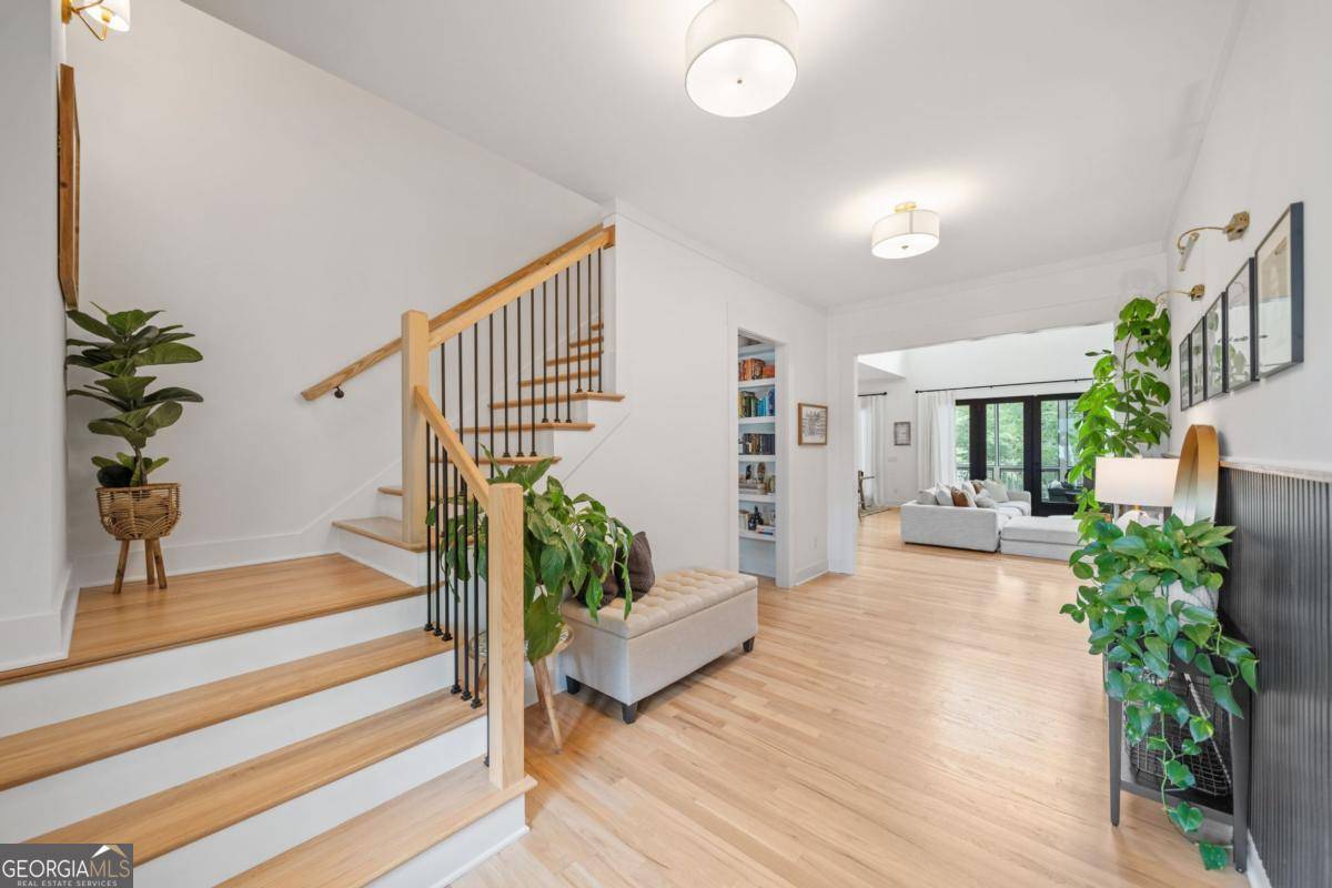 Woodstock, GA 30188,200 Whispering Pines DR