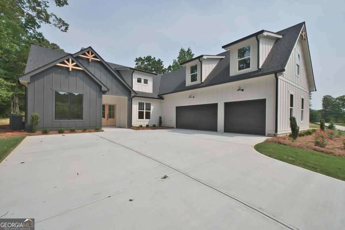 Braselton, GA 30517,359 Cooper Bridge RD