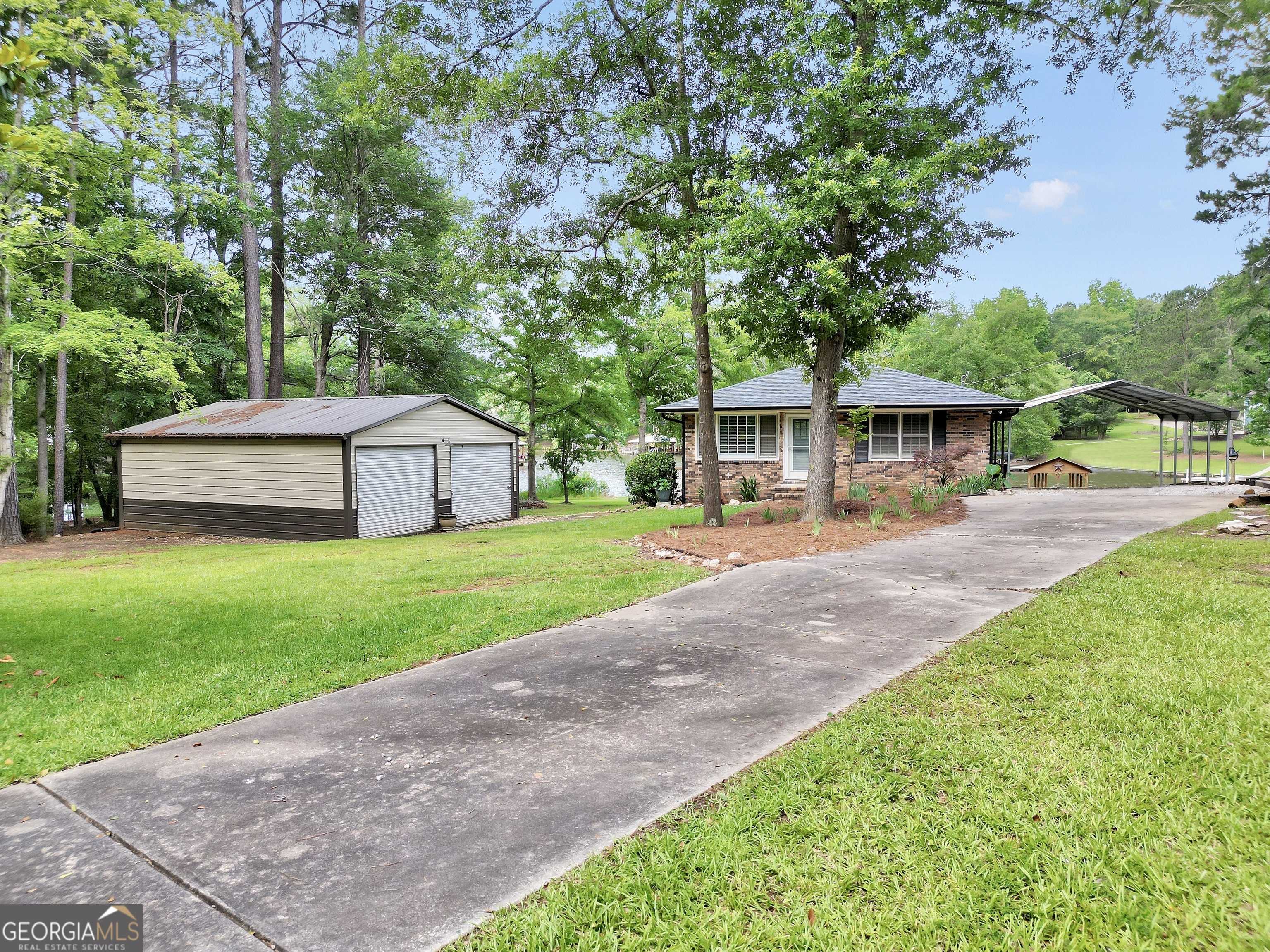 Eatonton, GA 31024,113 Fletcher RD