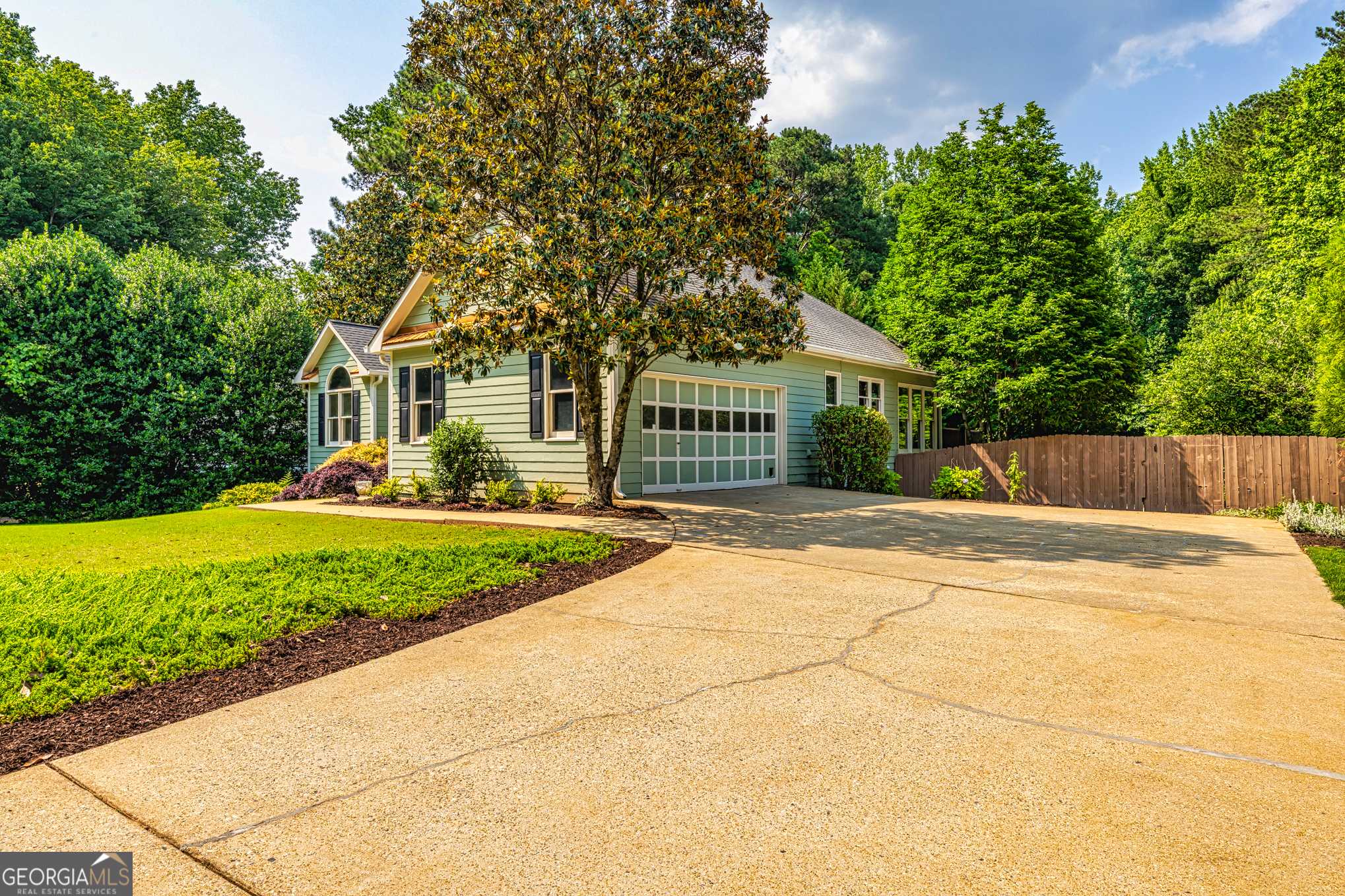 Newnan, GA 30265,84 Willington WAY