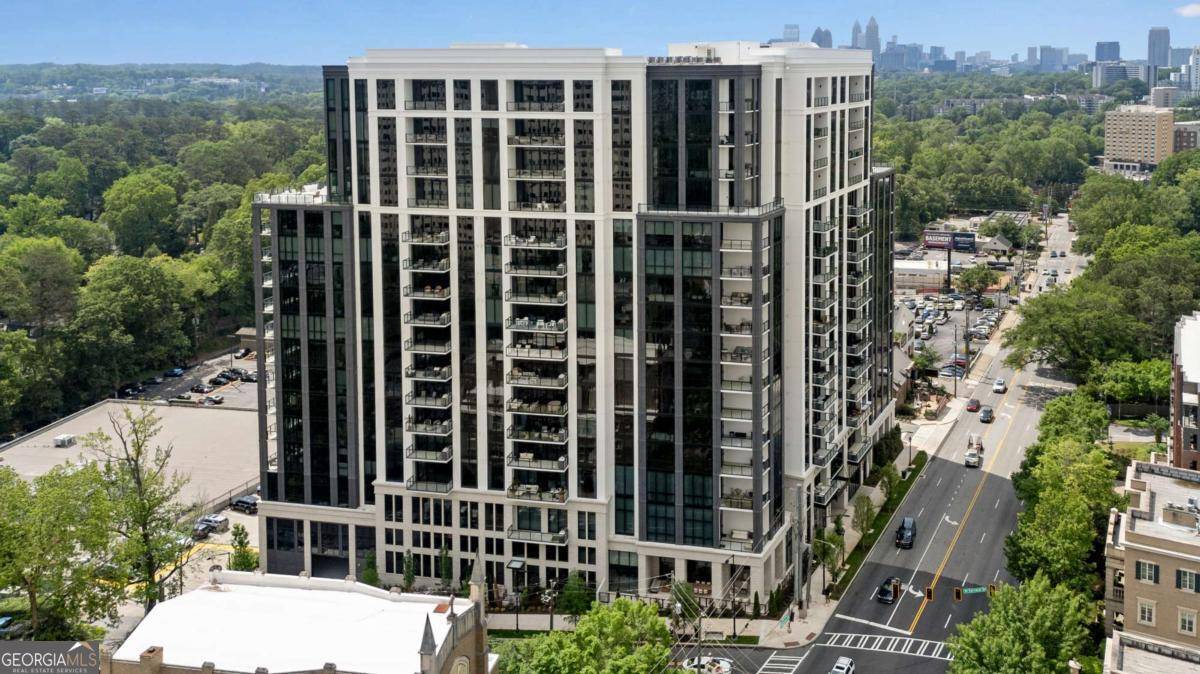 Atlanta, GA 30305,2425 Peachtree RD NE #902
