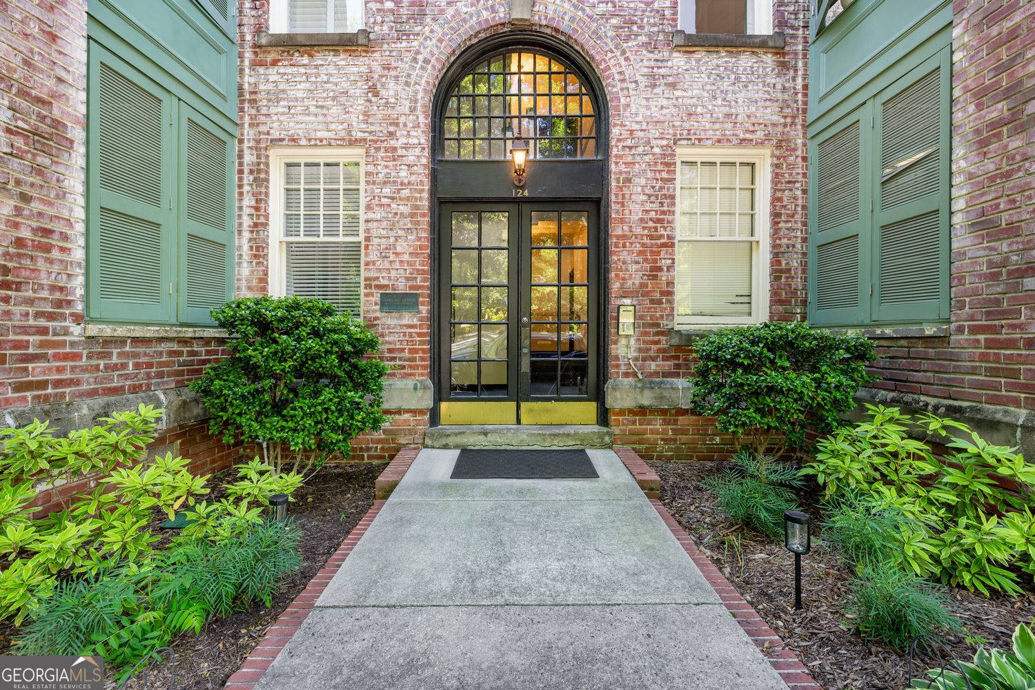 Atlanta, GA 30309,124 Lafayette DR NE #4
