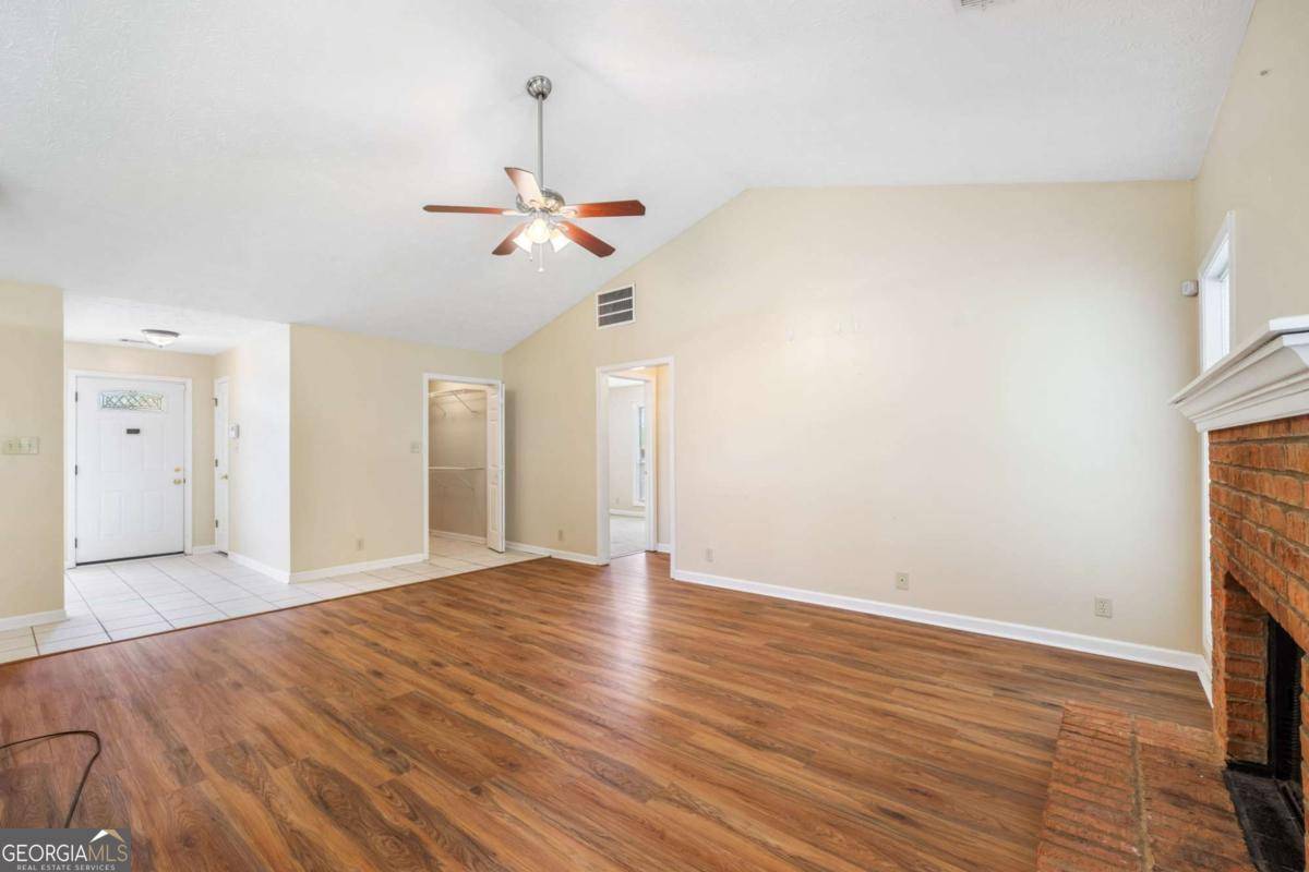 Lawrenceville, GA 30044,467 Ravinia WAY