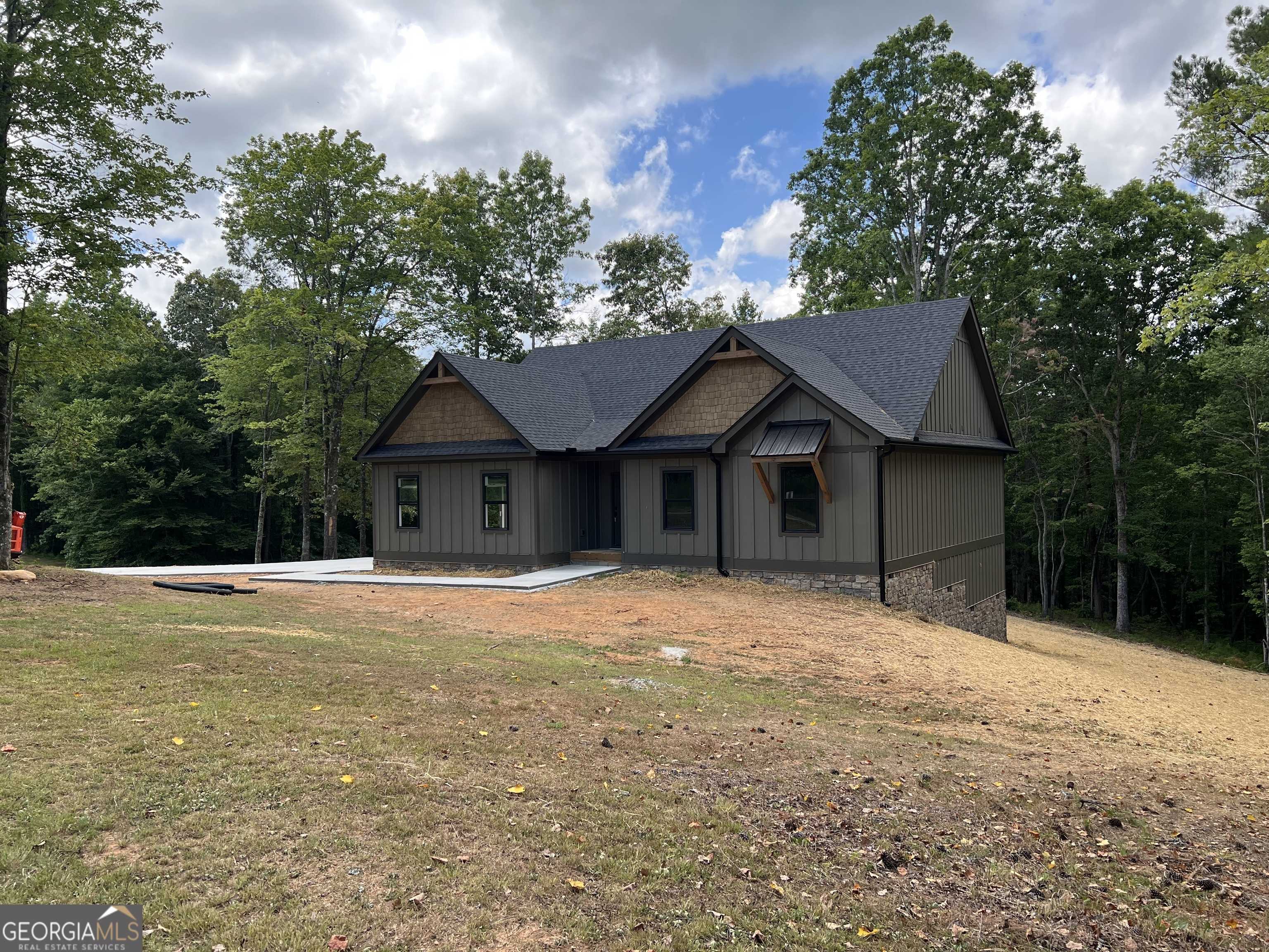 Talking Rock, GA 30175,81 Country RD