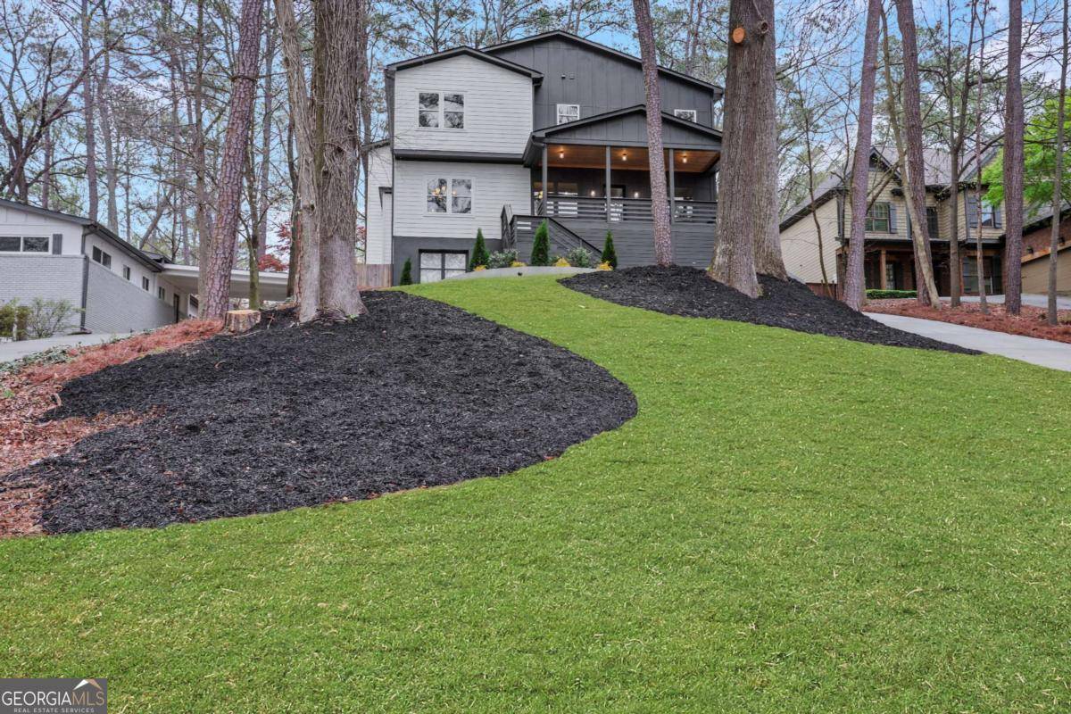 Brookhaven, GA 30319,2497 Wawona DR