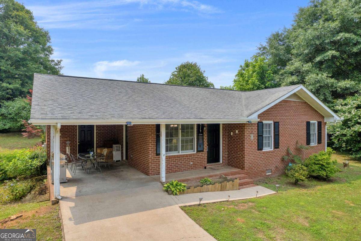 Winder, GA 30680,205 Rainey Brooke DR