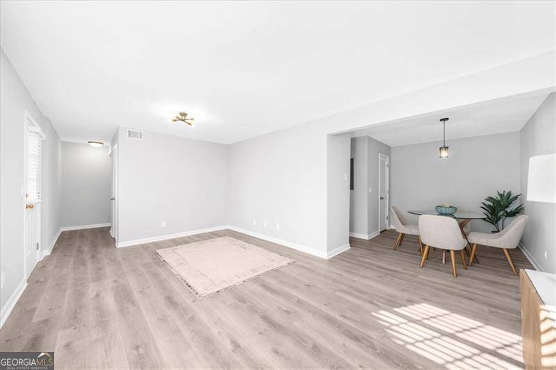 Atlanta, GA 30341,3091 Colonial WAY #4