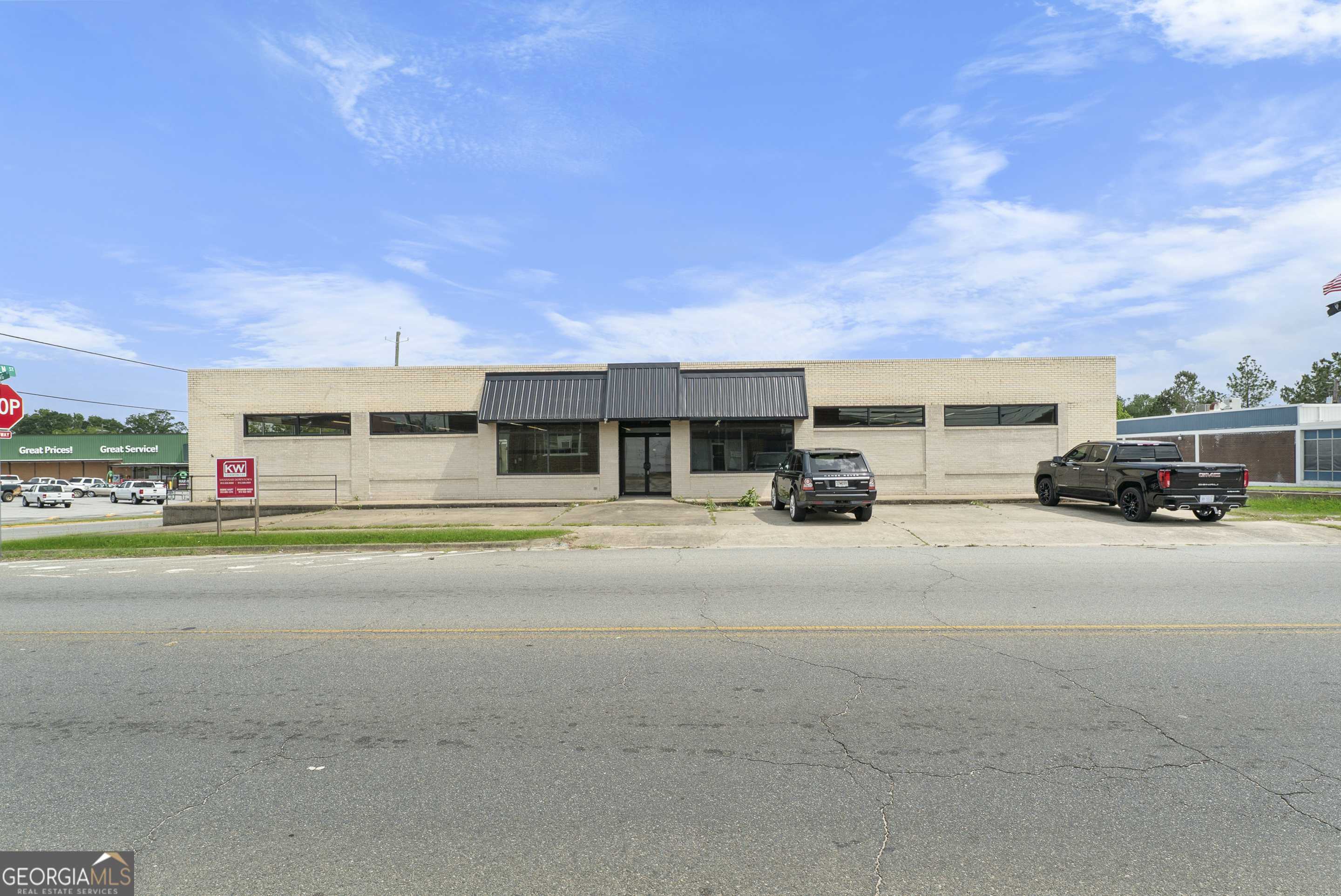 Swainsboro, GA 30401,201 W Moring ST