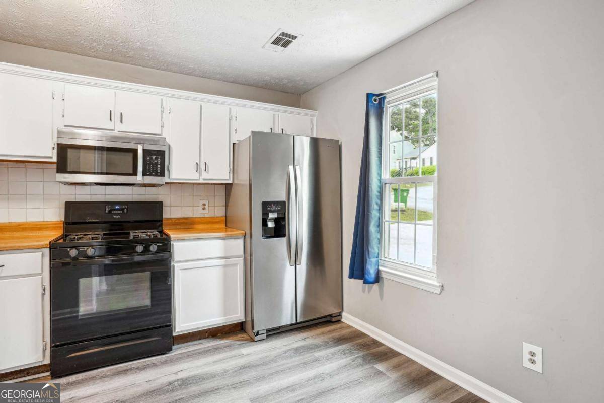 Lithonia, GA 30058,2049 Charter LN