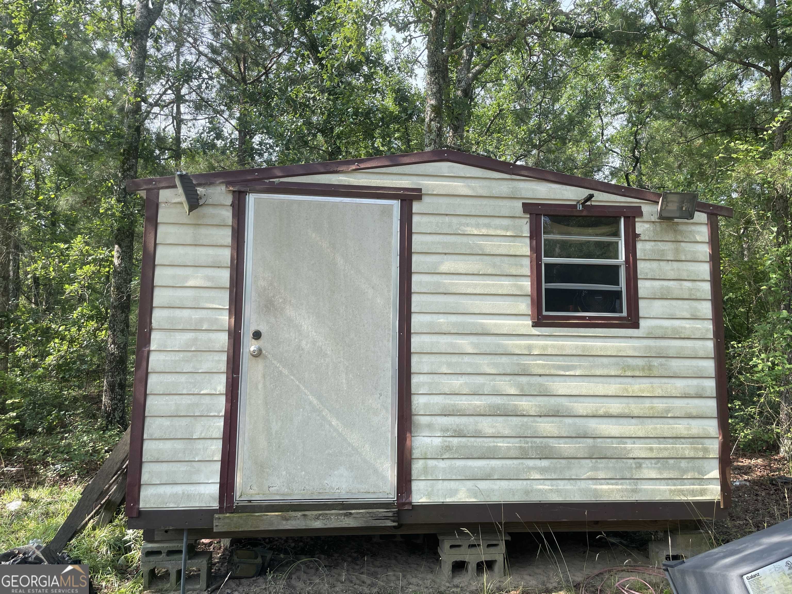 Mauk, GA 31058,221 Flamingo DR