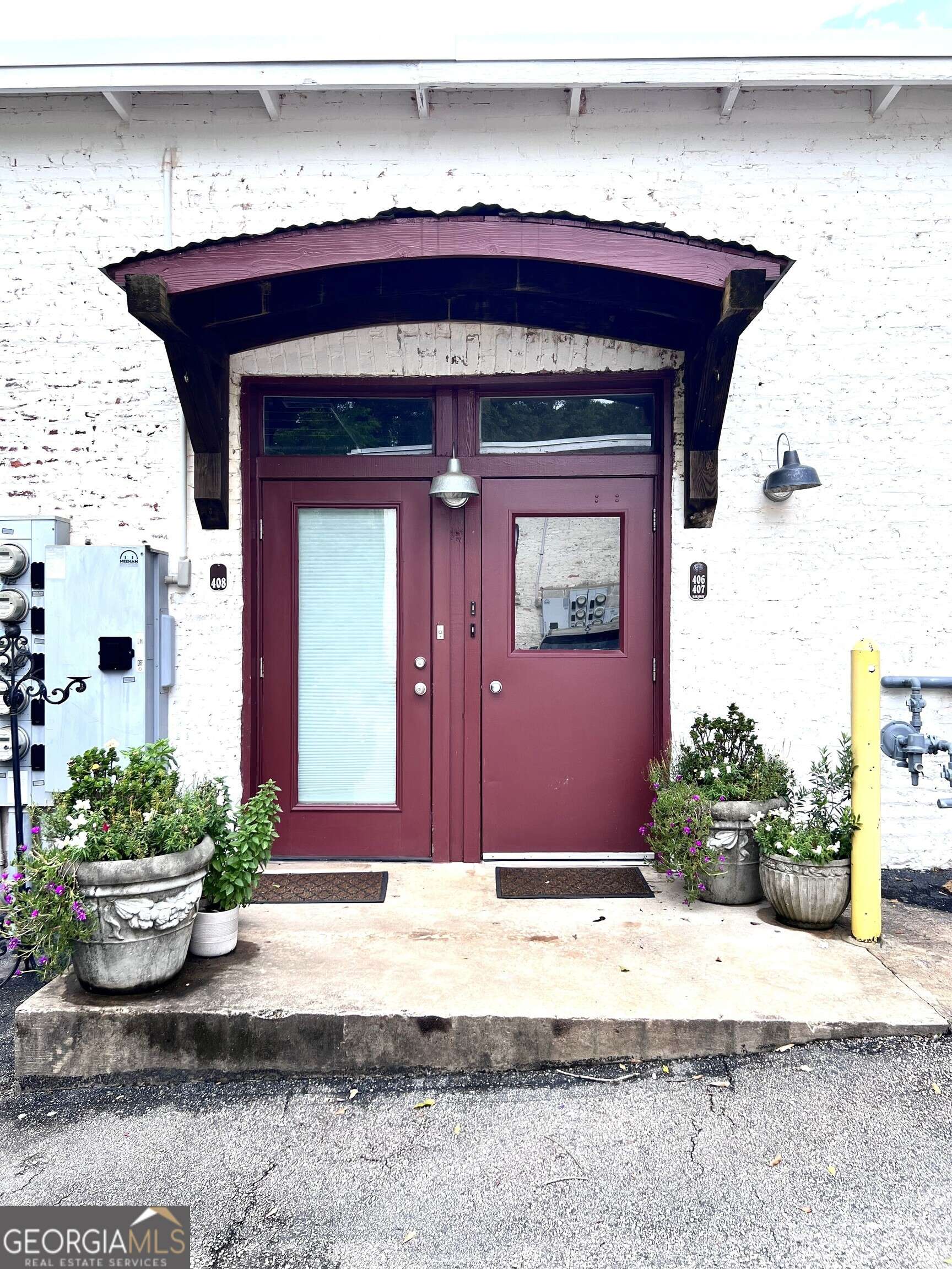 Athens, GA 30606,585 White CIR #406