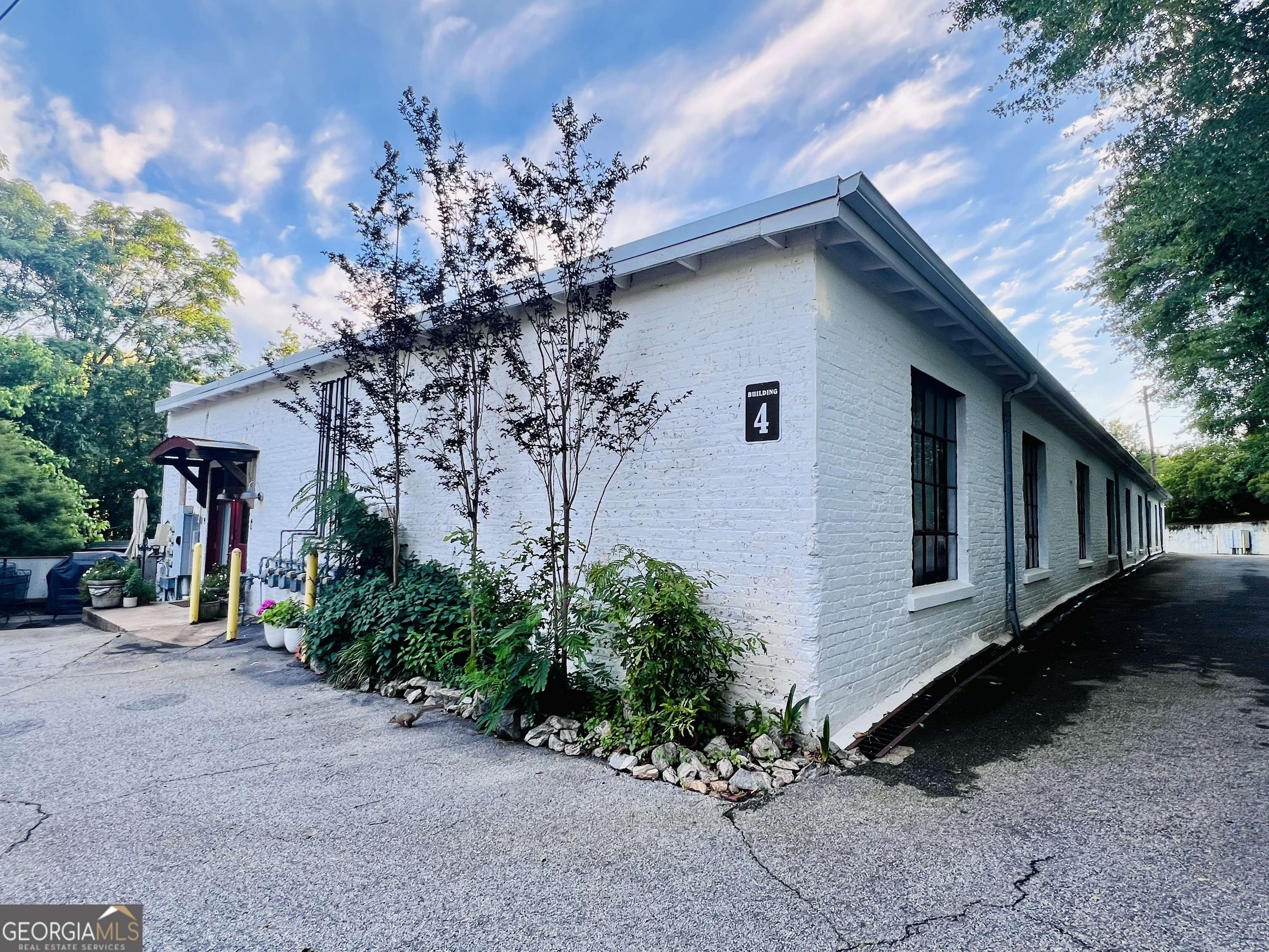 Athens, GA 30606,585 White CIR #406