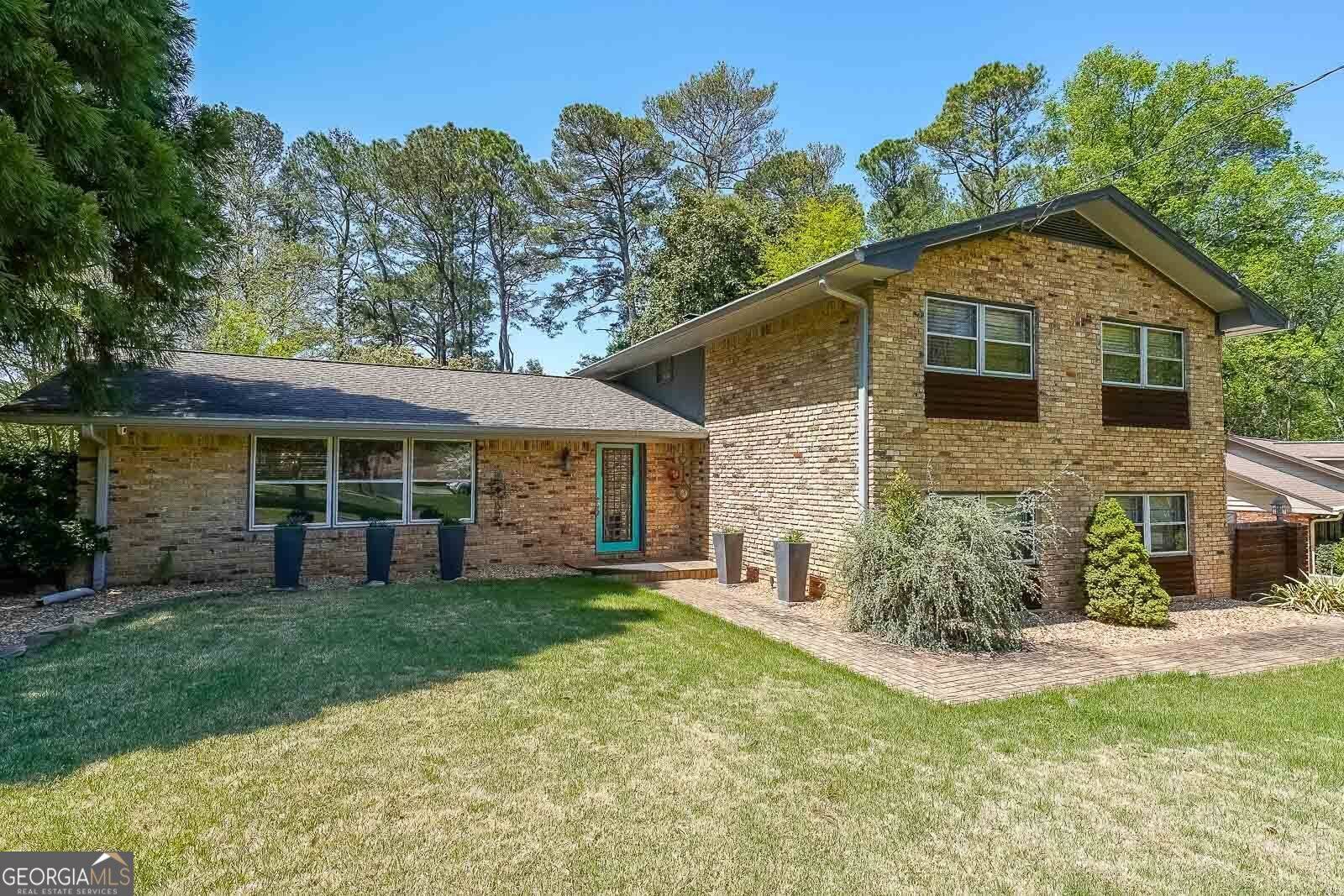 Atlanta, GA 30341,3530 Embry Circle CIR