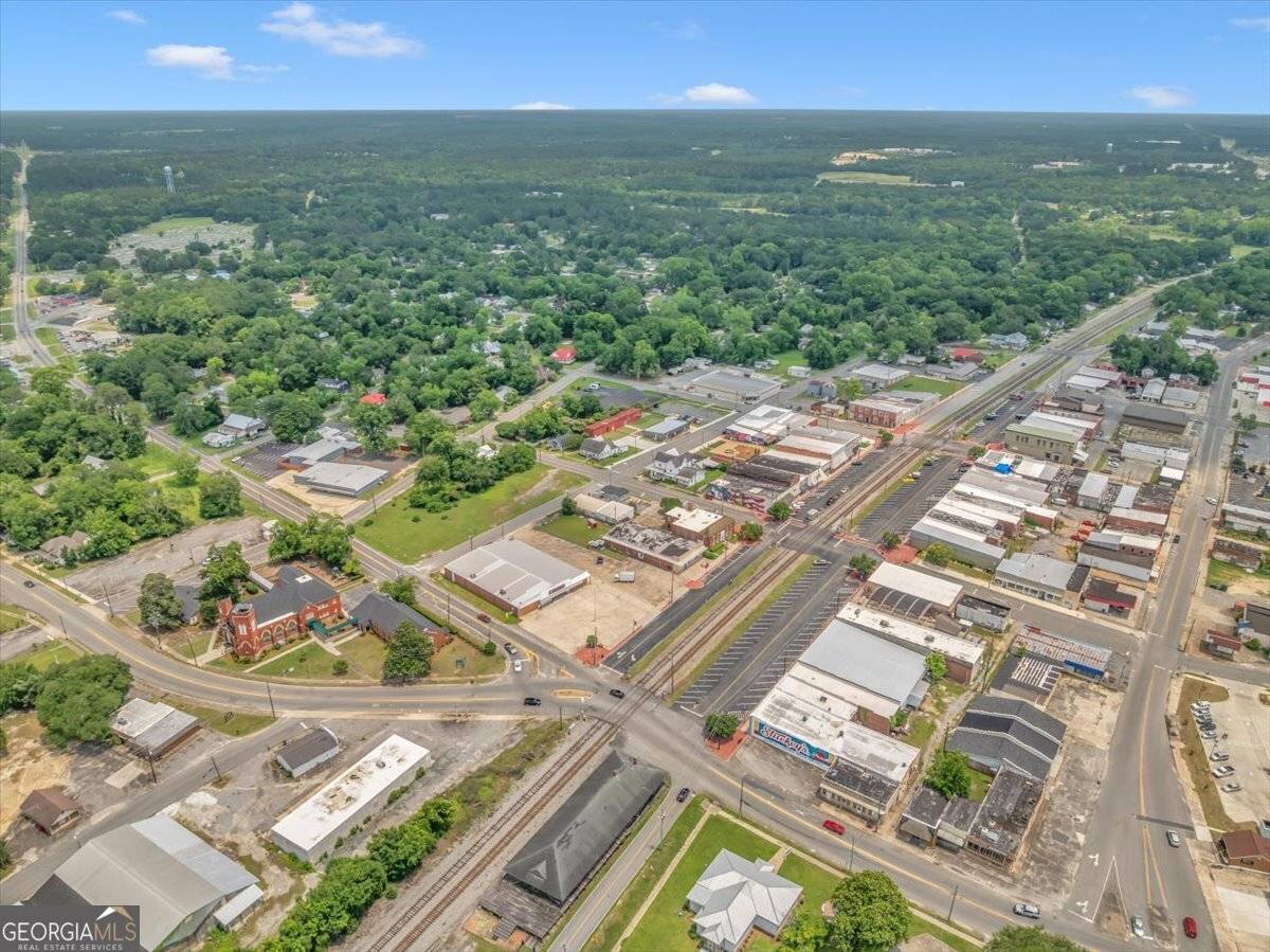 Eastman, GA 31023,215 219 King ST