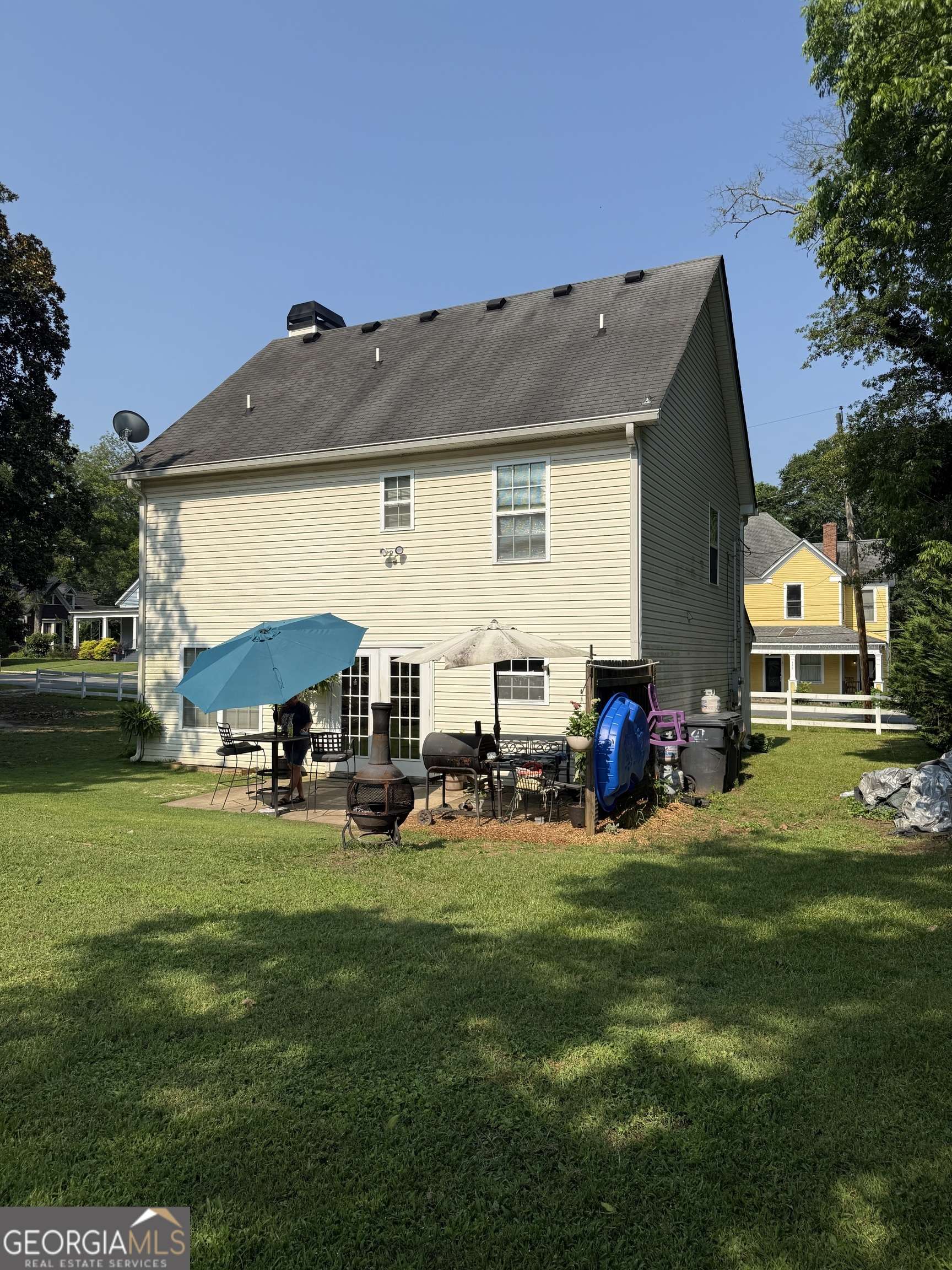 Jackson, GA 30233,328 N Oak ST