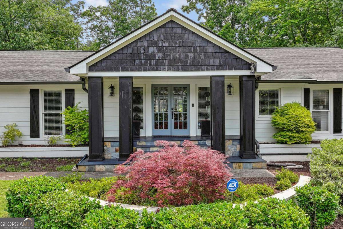 Sandy Springs, GA 30328,5860 Riverwood DR