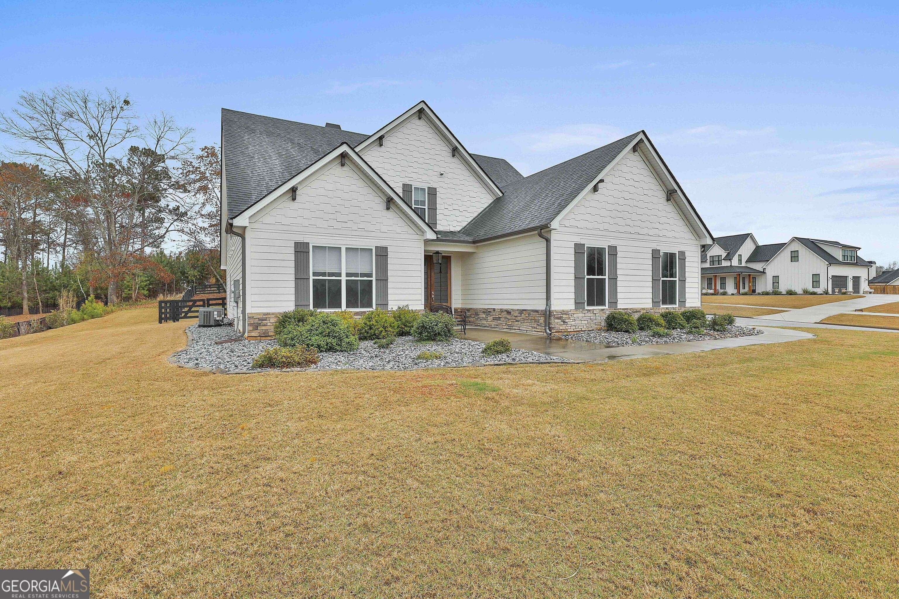 Newnan, GA 30263,153 N Cove DR