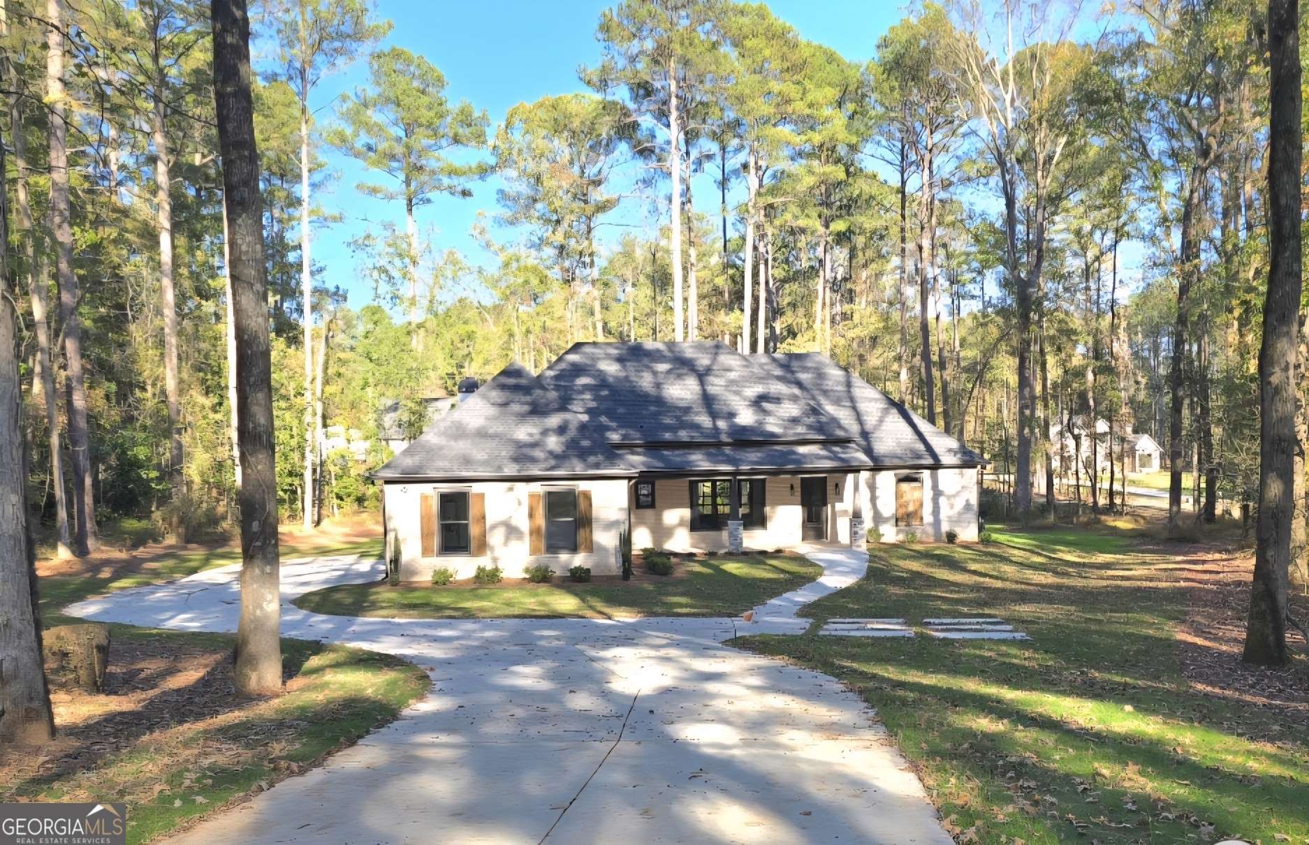 Sharpsburg, GA 30277,2043 Fischer RD