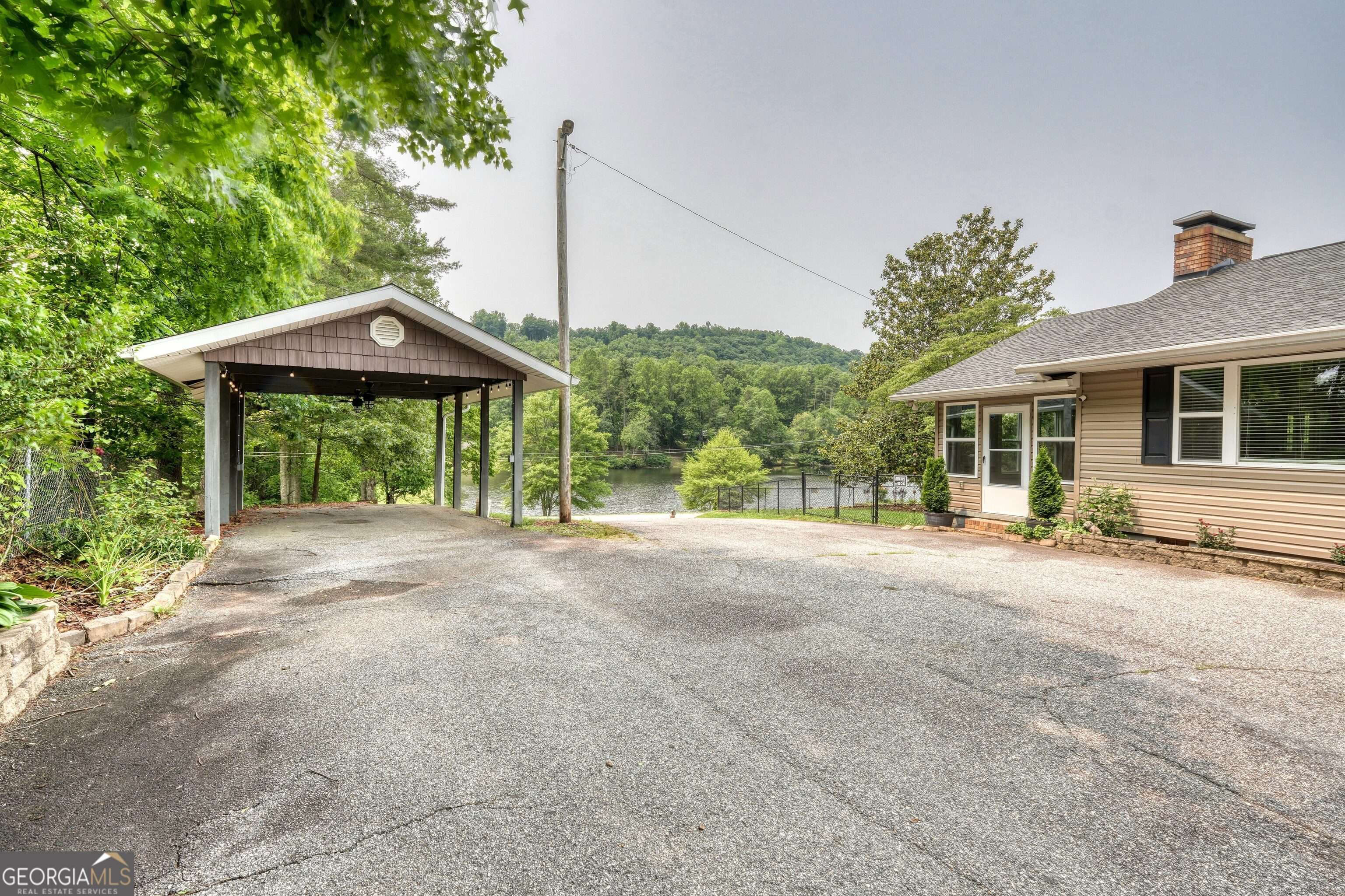 Blairsville, GA 30512,497 Hidden Lake RD