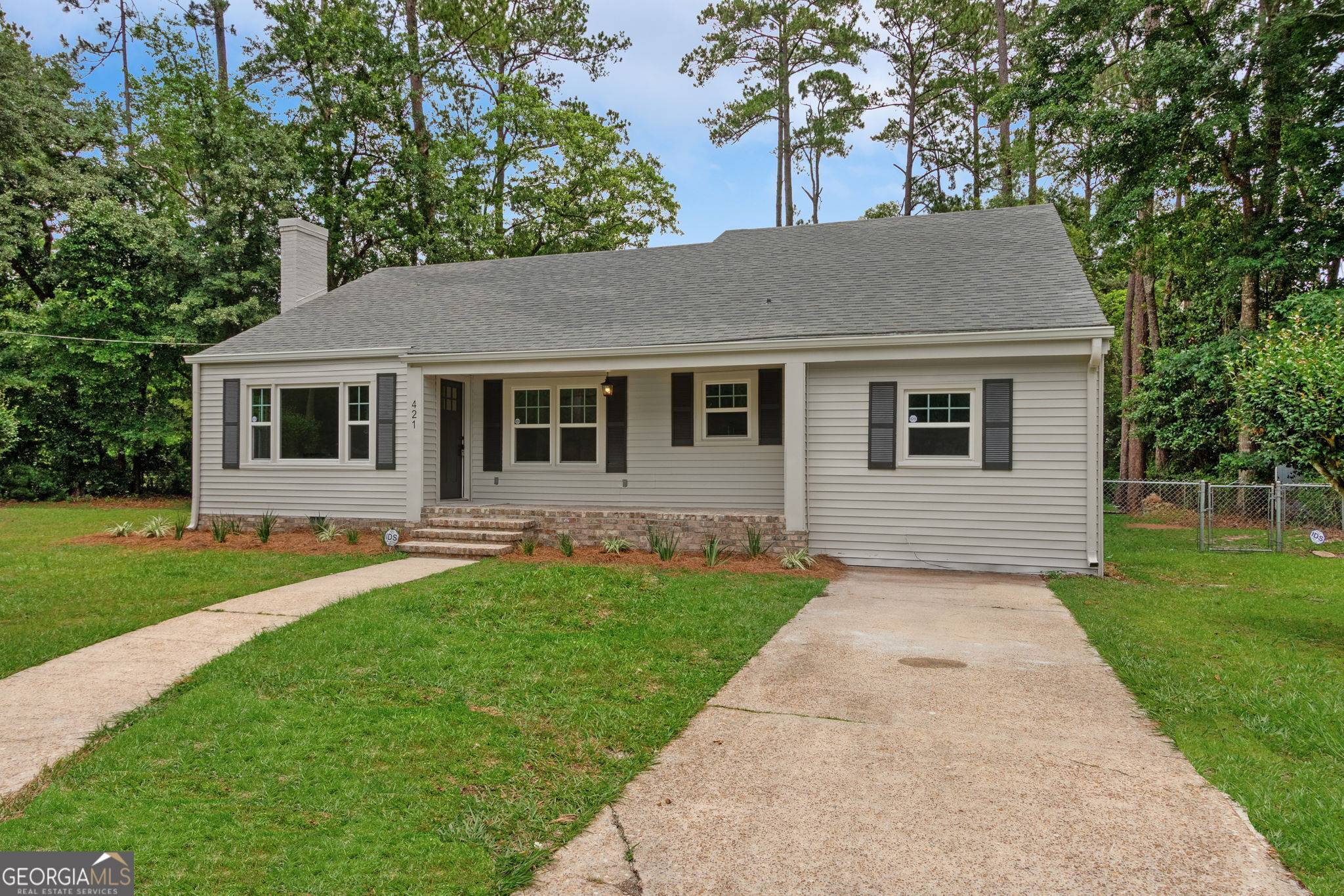 Kingsland, GA 31548,421 S May ST