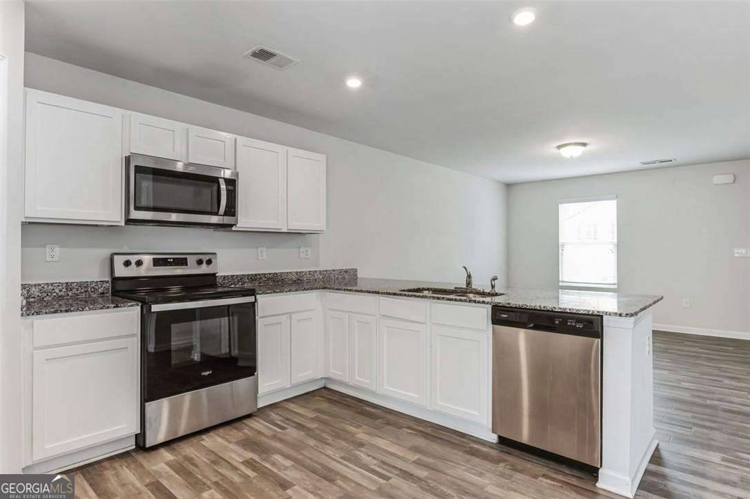 Villa Rica, GA 30180,512 AMELIA CT
